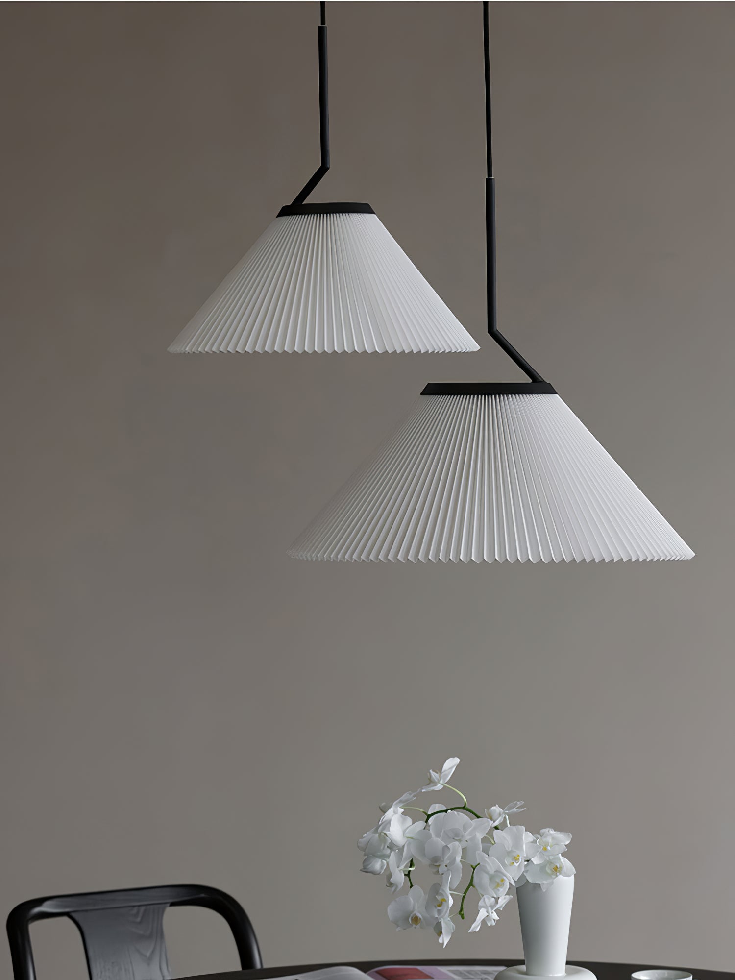 Knell Modern Minimalist Pleated Black Plastic Pendant Lamp - Letslighting