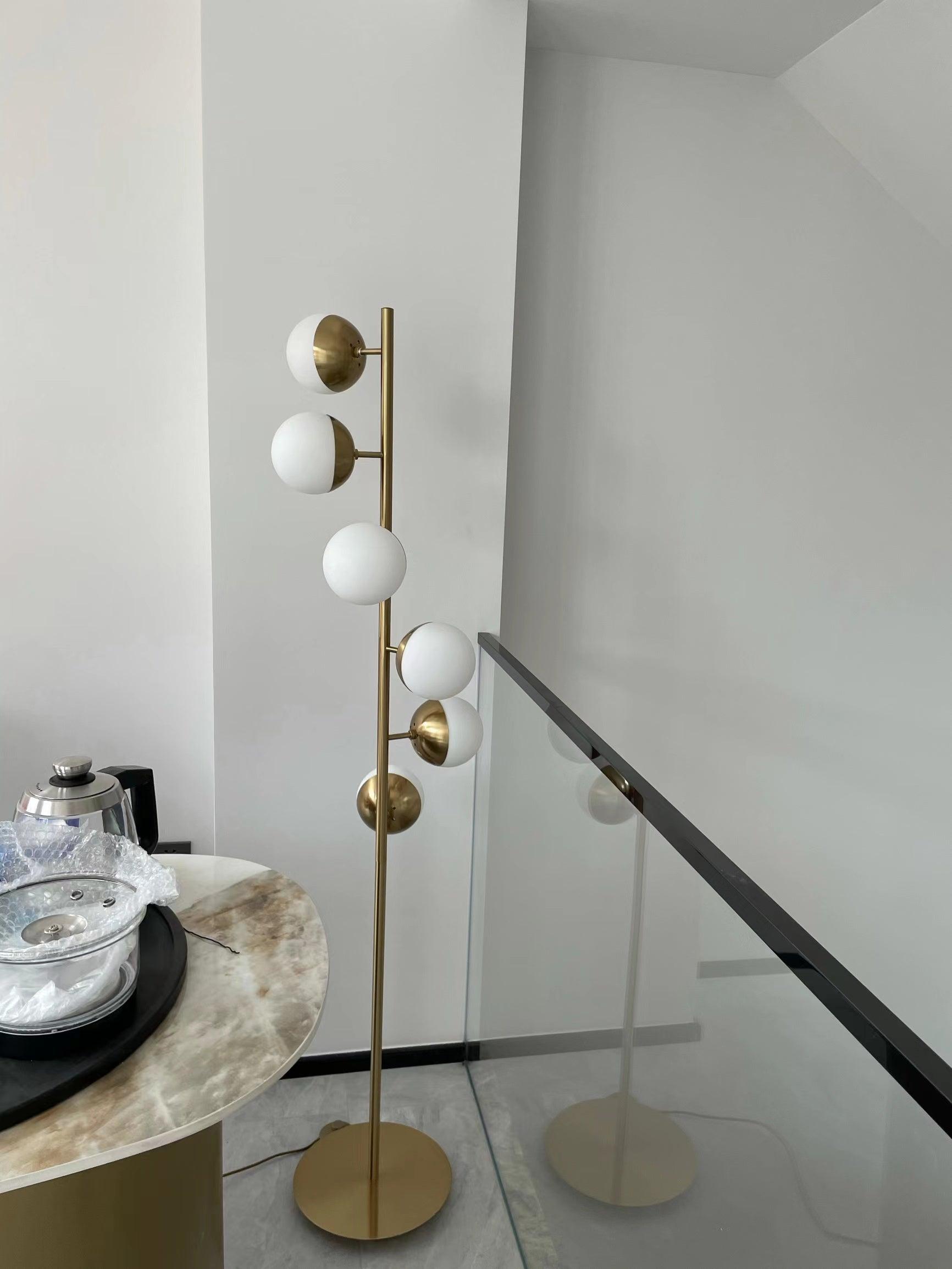 Myliryre Mid Century Brass Floor Lamp - Letslighting