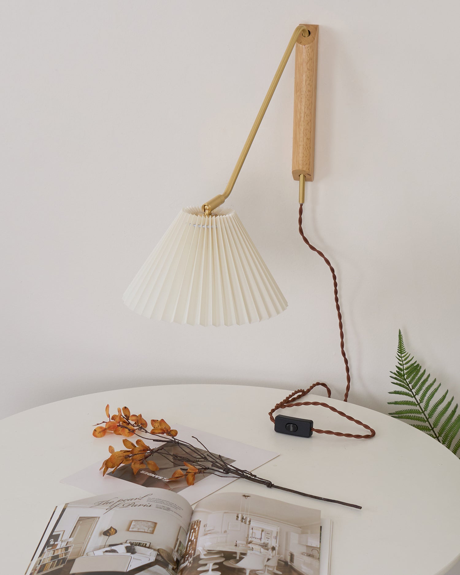 Feyora Pleated Fabric Wall Lamp - Letslighting