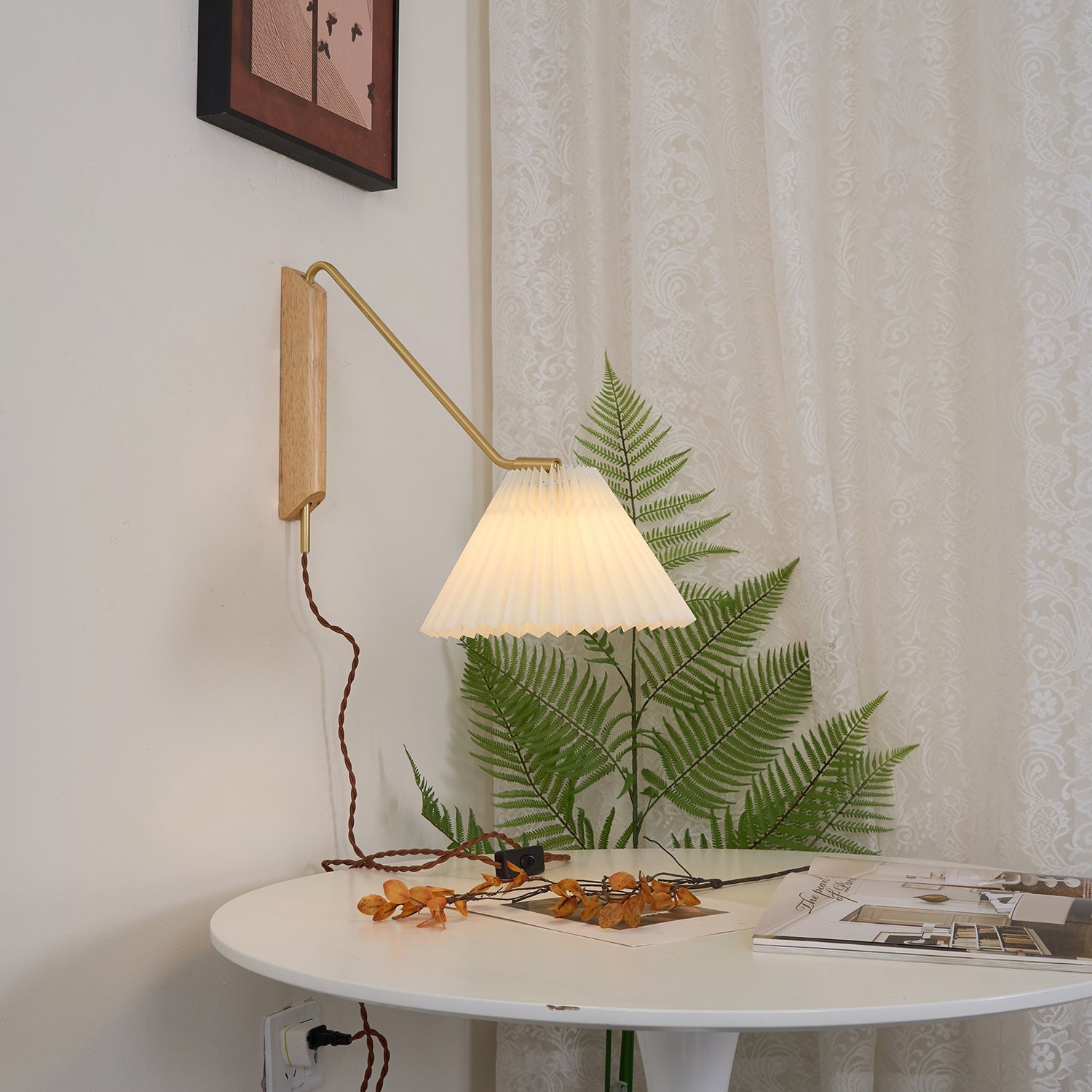 Feyora Pleated Fabric Wall Lamp - Letslighting