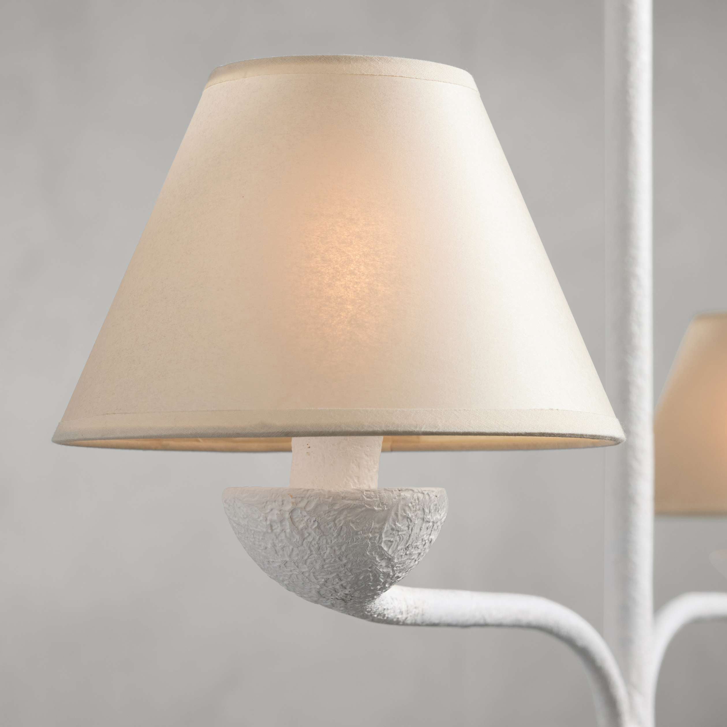 Upturn Elegance Vintage Resin Fabric Chandelier - Letslighting