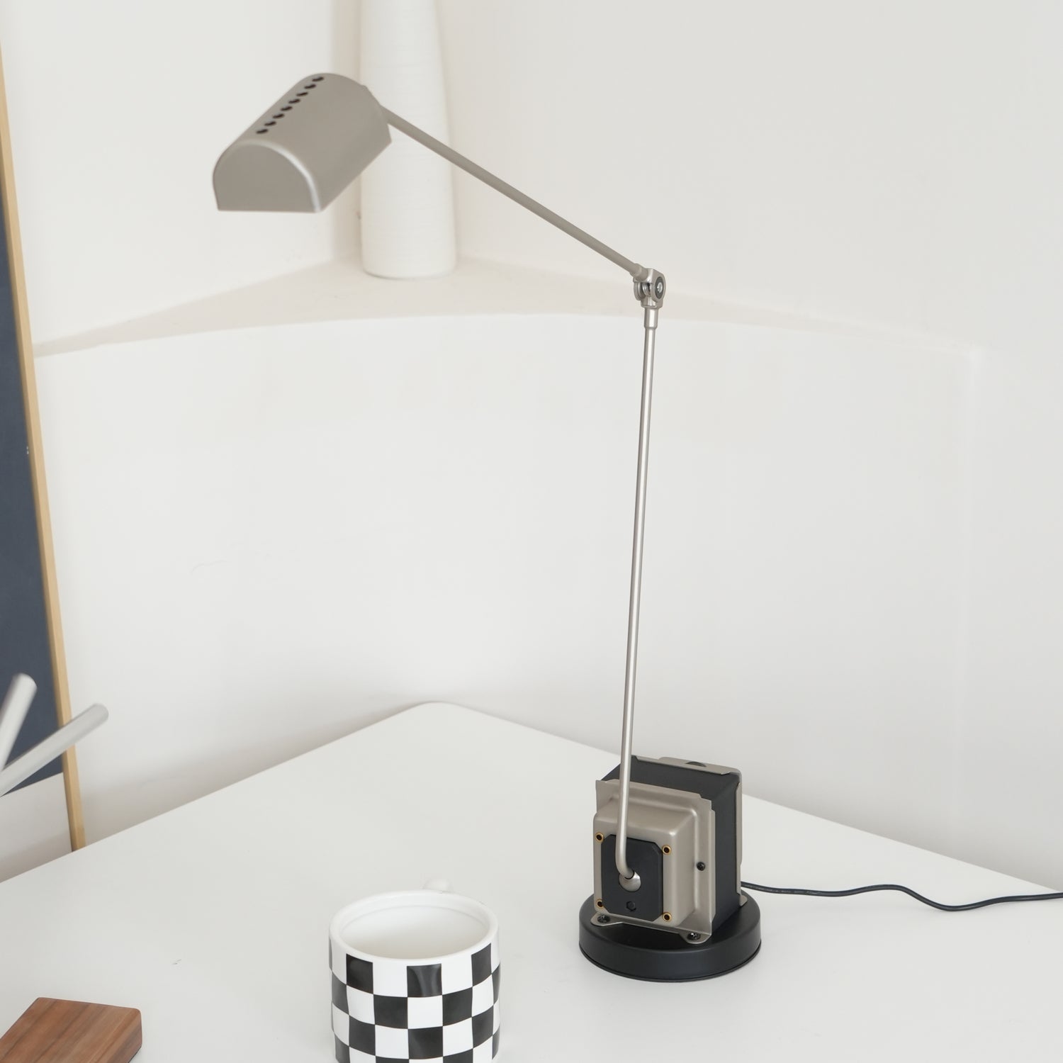 Elliot Minimalist Table Lamp - Letslighting
