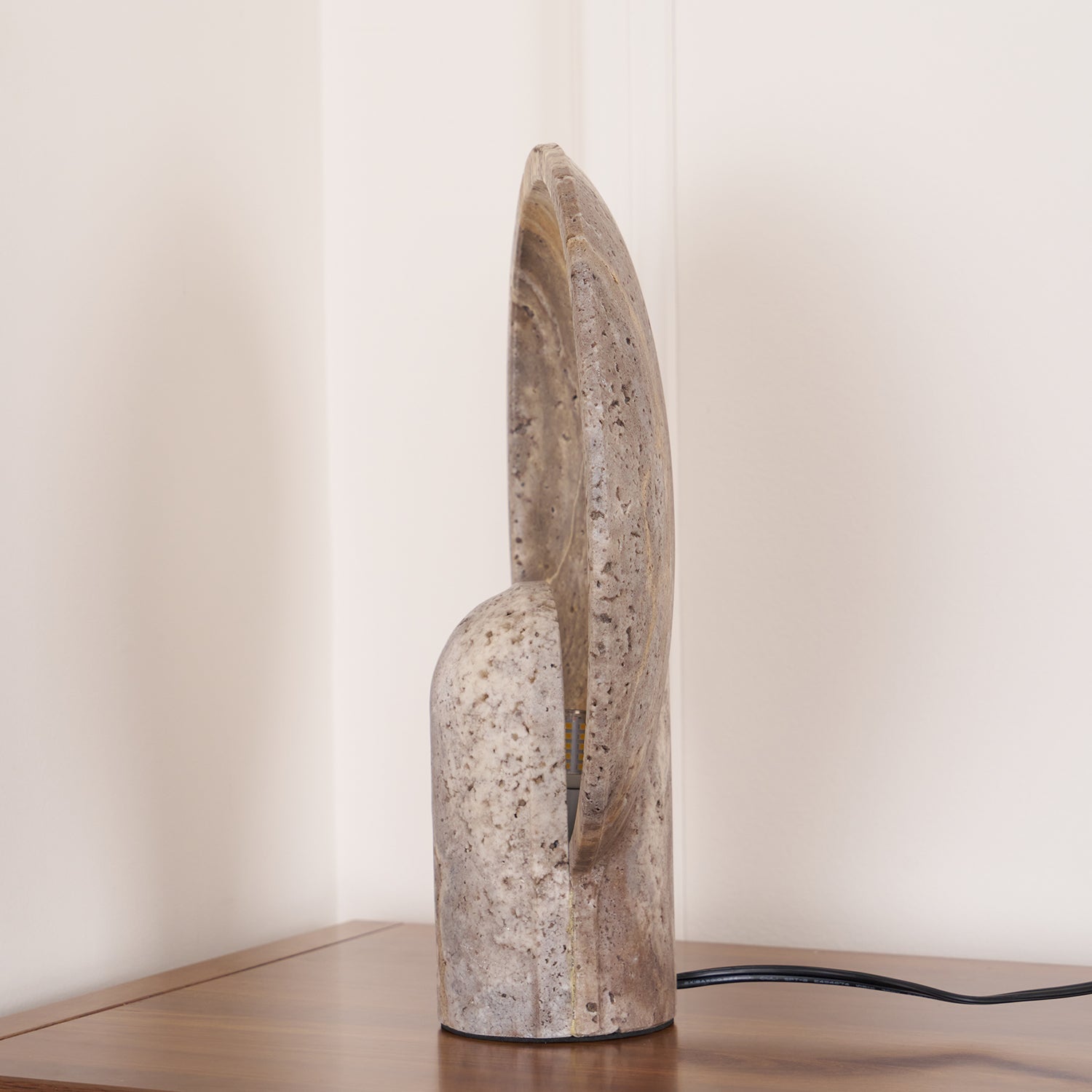 Cavenyra Saucer-Base Travertine Table Lamp - Letslighting