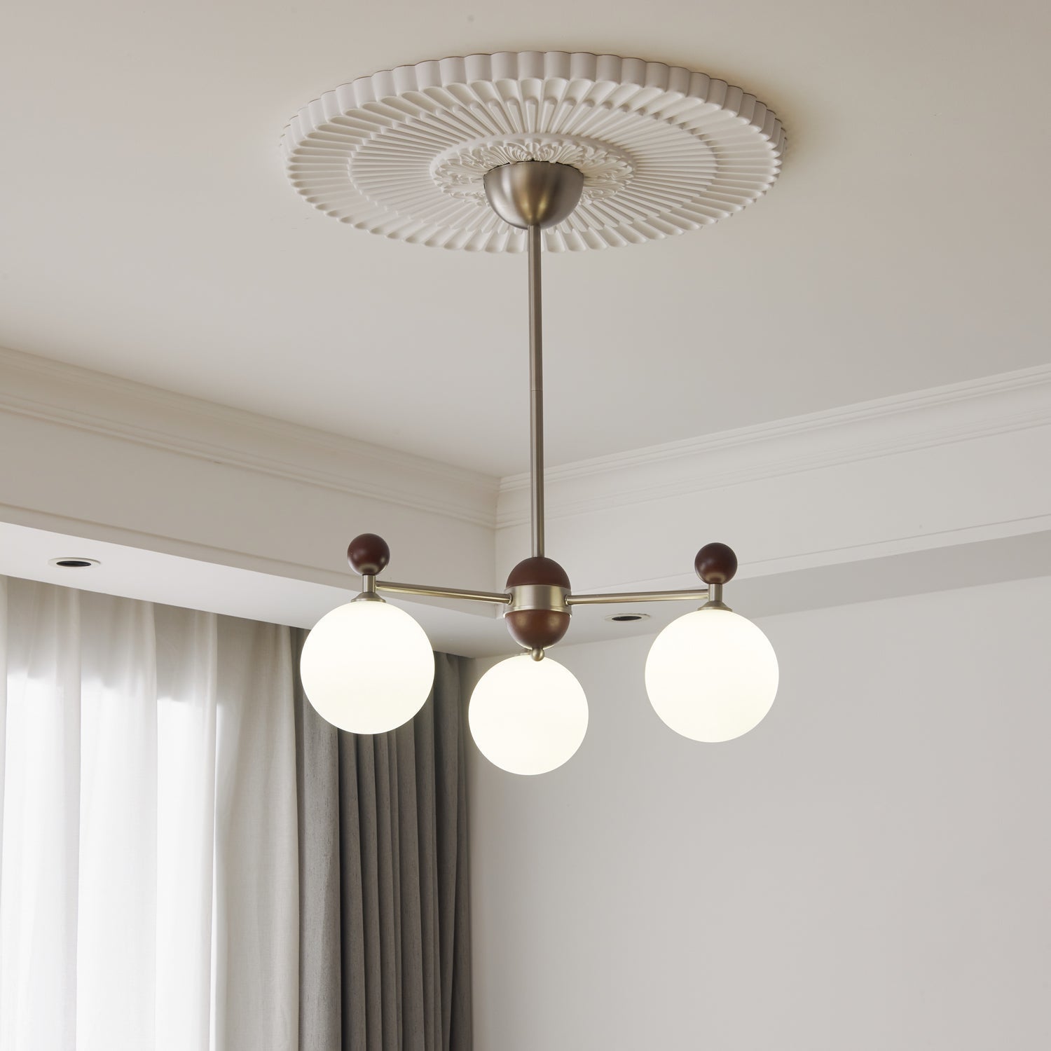Cimirora Traditional Elegance Wood Glass Chandelier - Letslighting