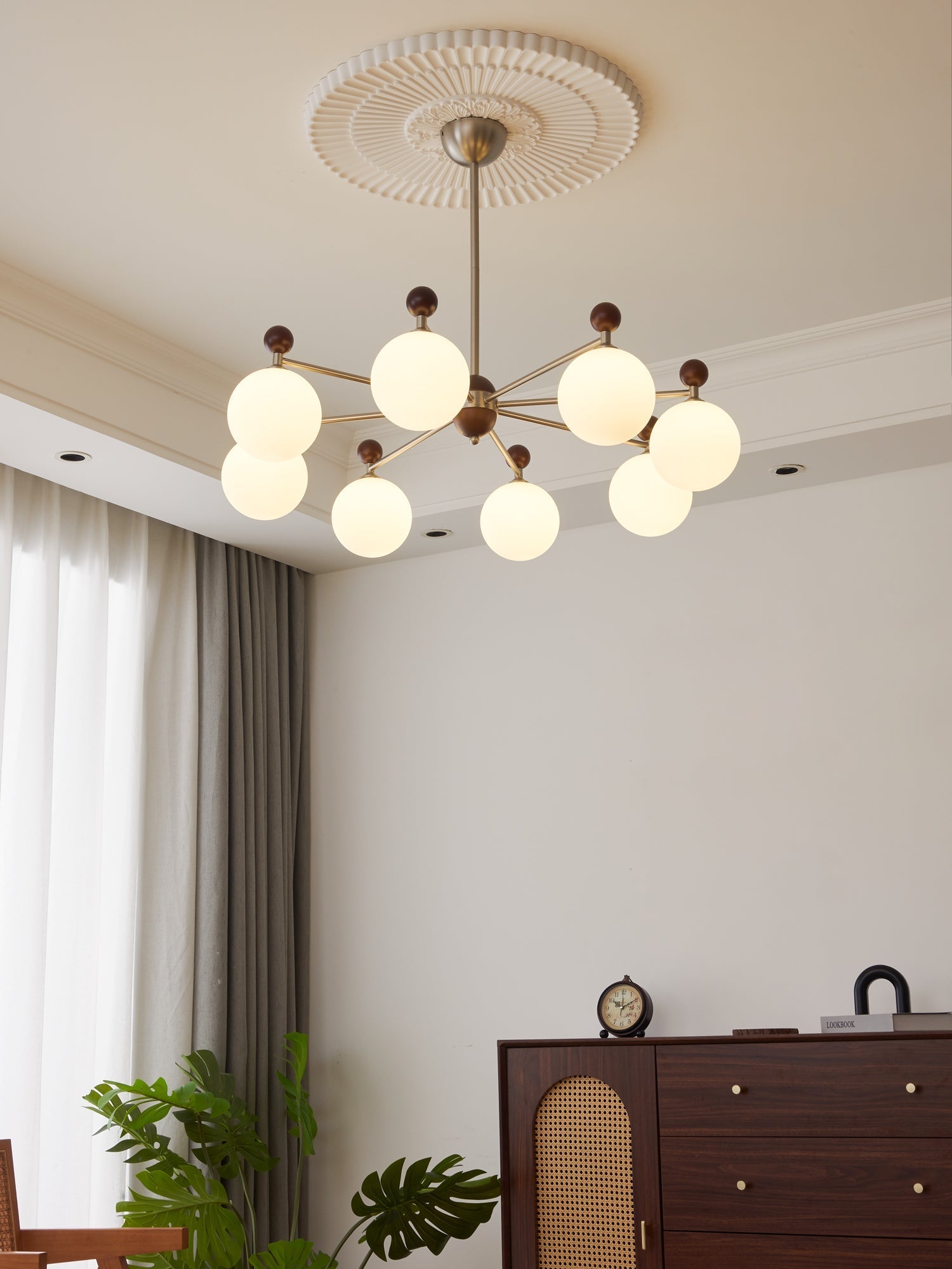Cimirora Traditional Elegance Wood Glass Chandelier - Letslighting