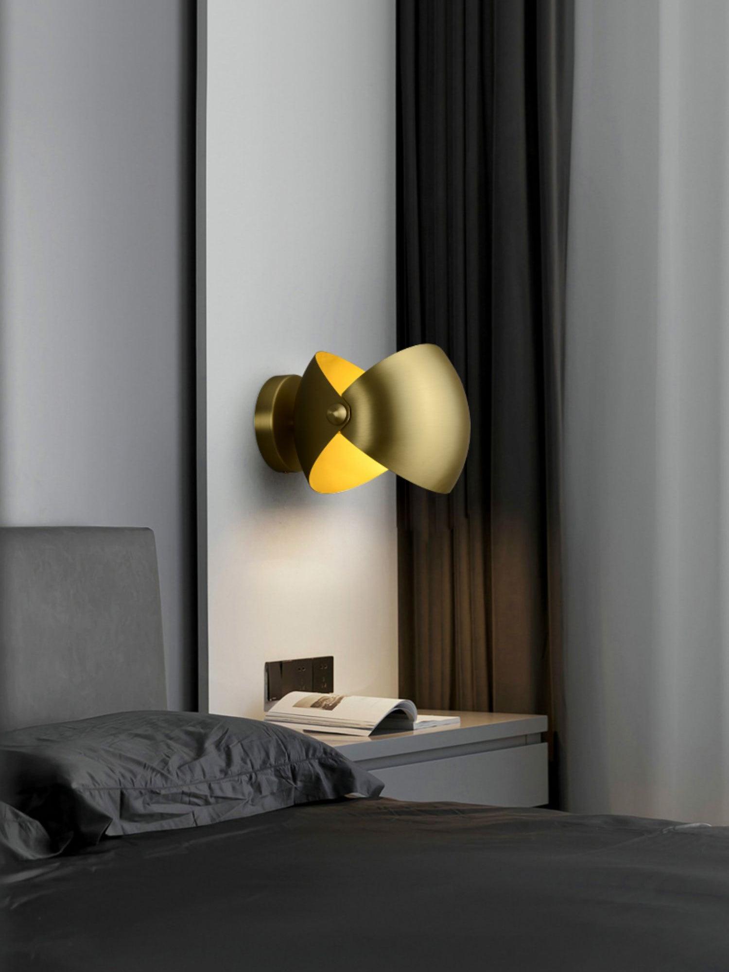 Luno Elegant Brass Wall Lamp - Letslighting