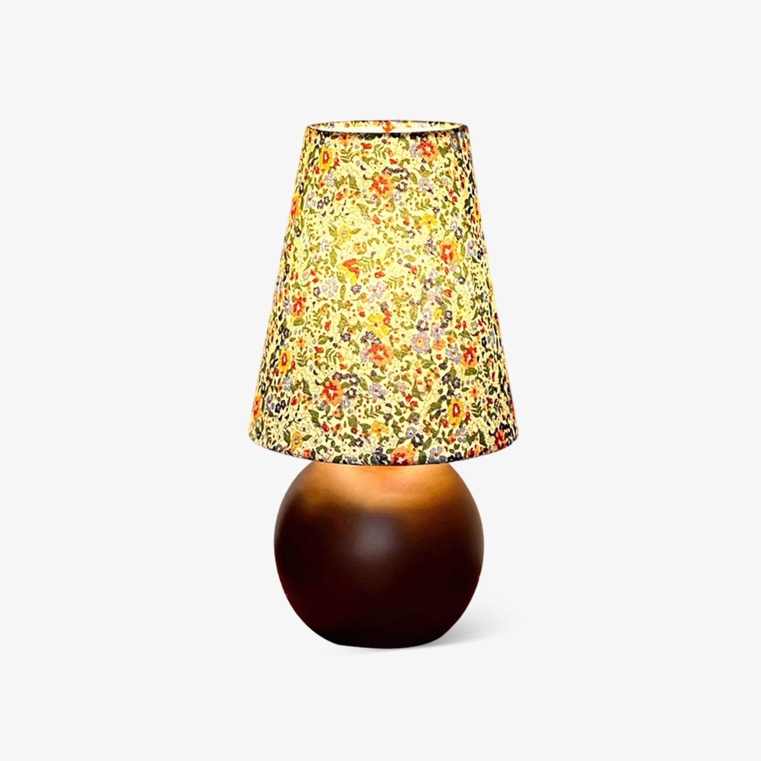 Flora Vintage Wood Table Lamp - Letslighting