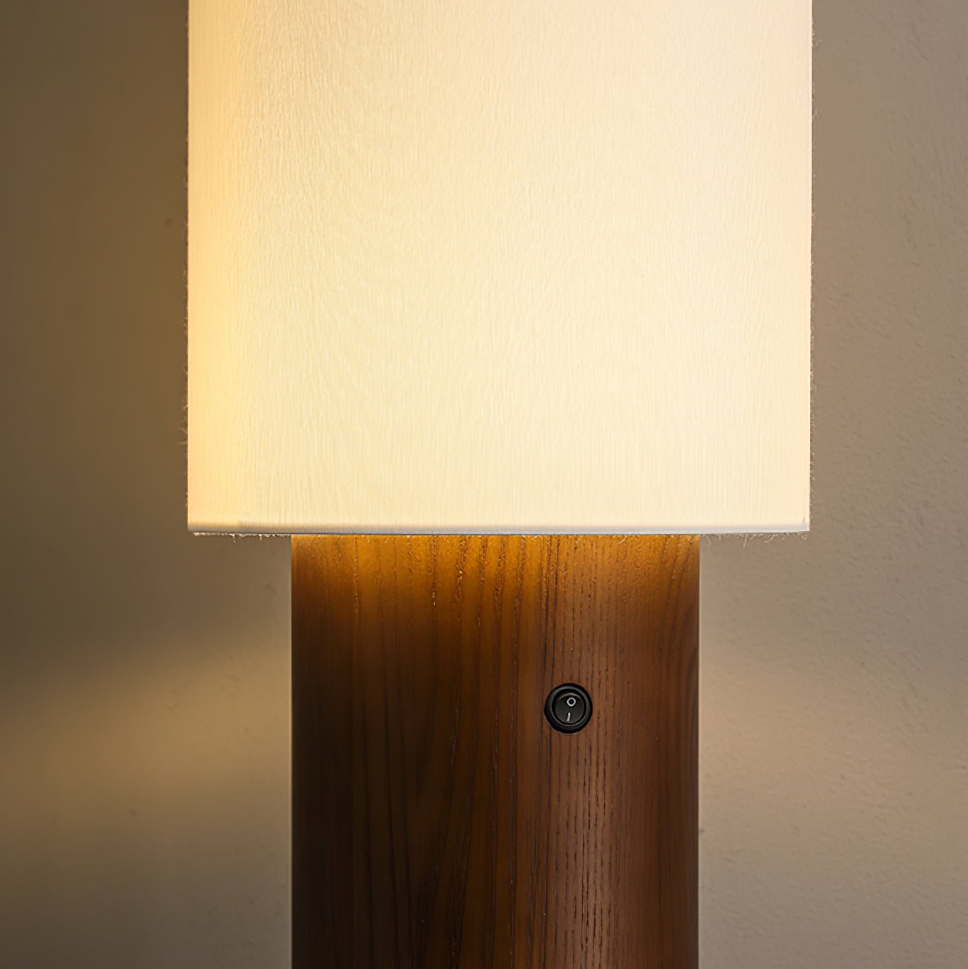Uvynir Cylindrical Wood Floor Lamp - Letslighting