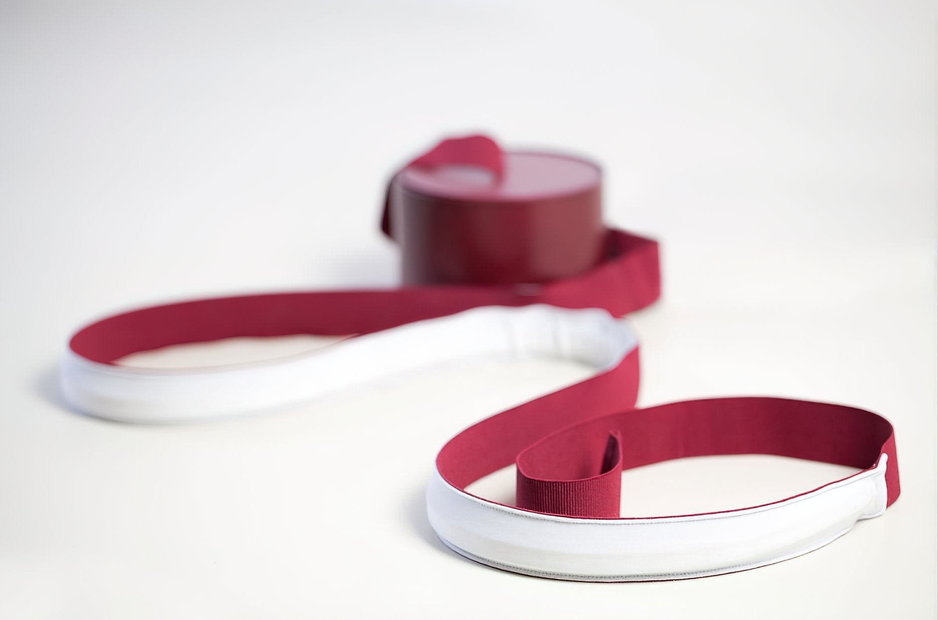 Thalix Fabric Floor Lamp - Letslighting