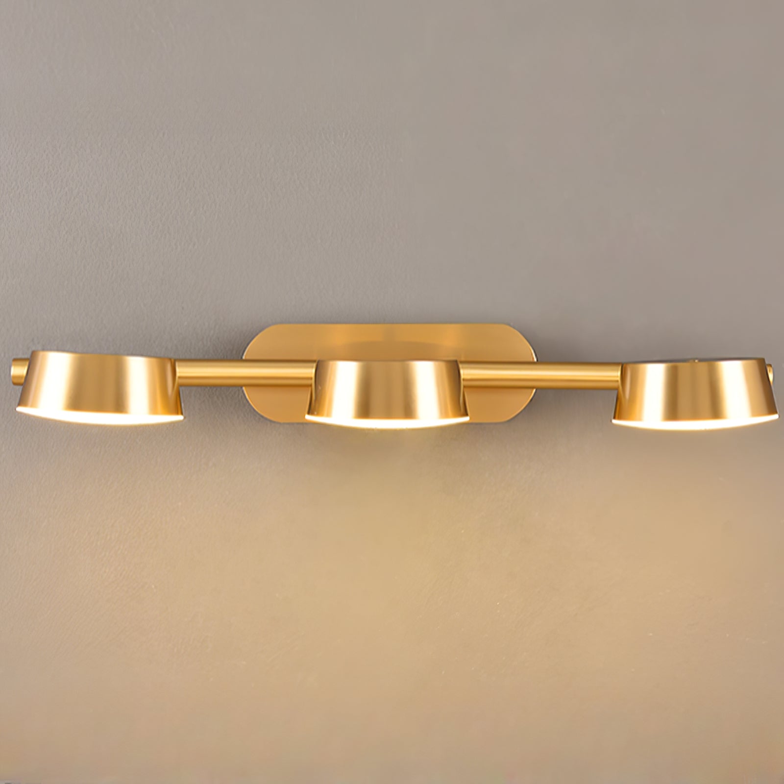 Edward Premium Elegance Vanity Brass Wall Light - Letslighting