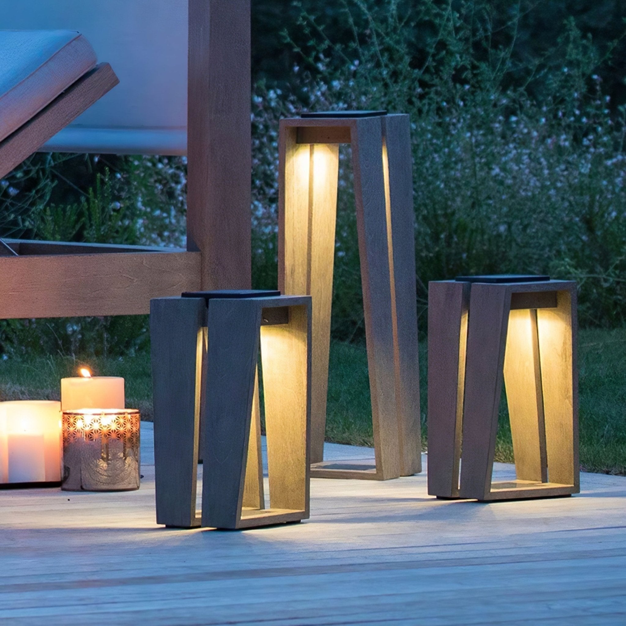 Elira Solar Outdoor Bollard Light - Letslighting