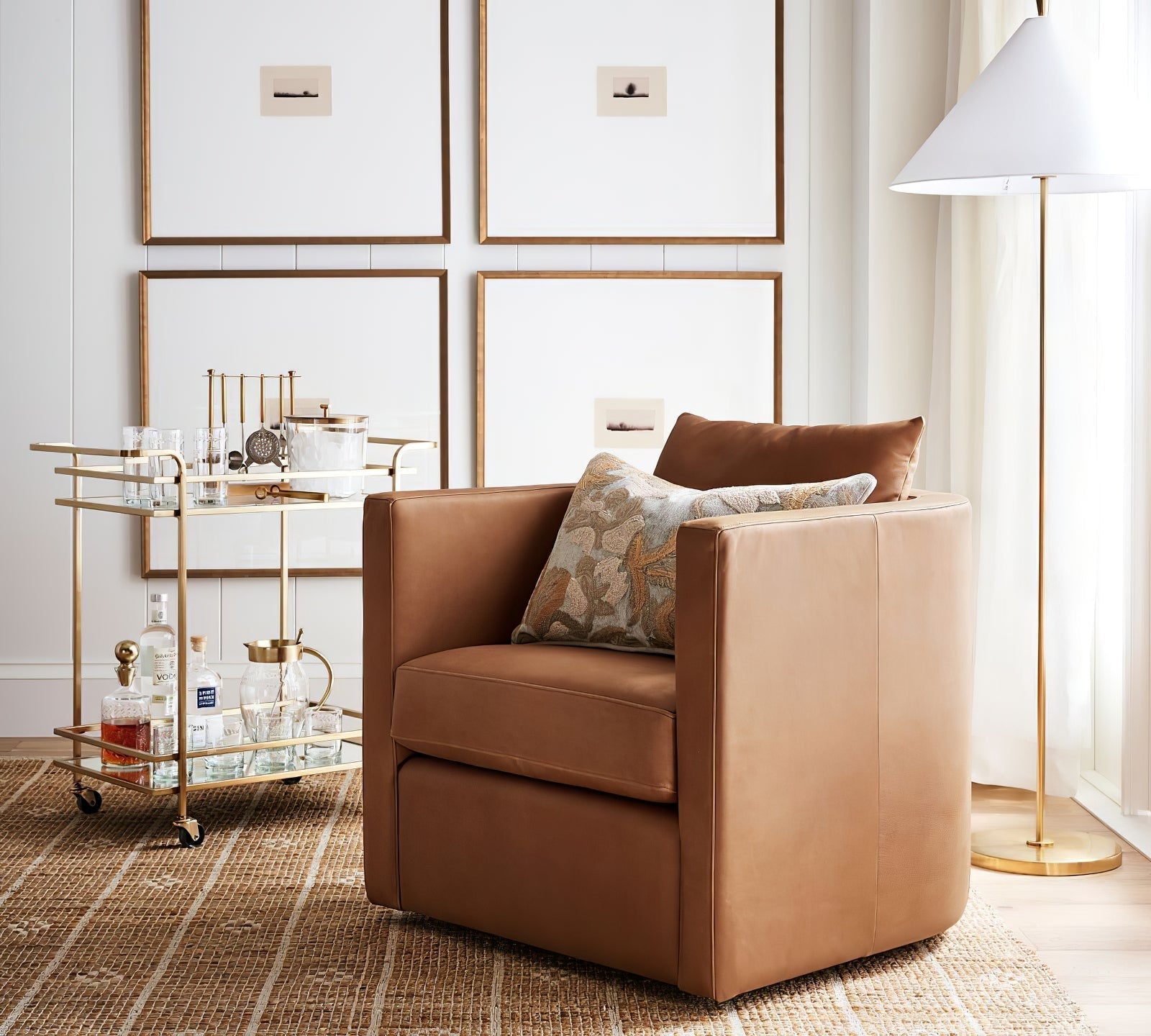 Ersilil Minimalist Brass Floor Lamp - Letslighting