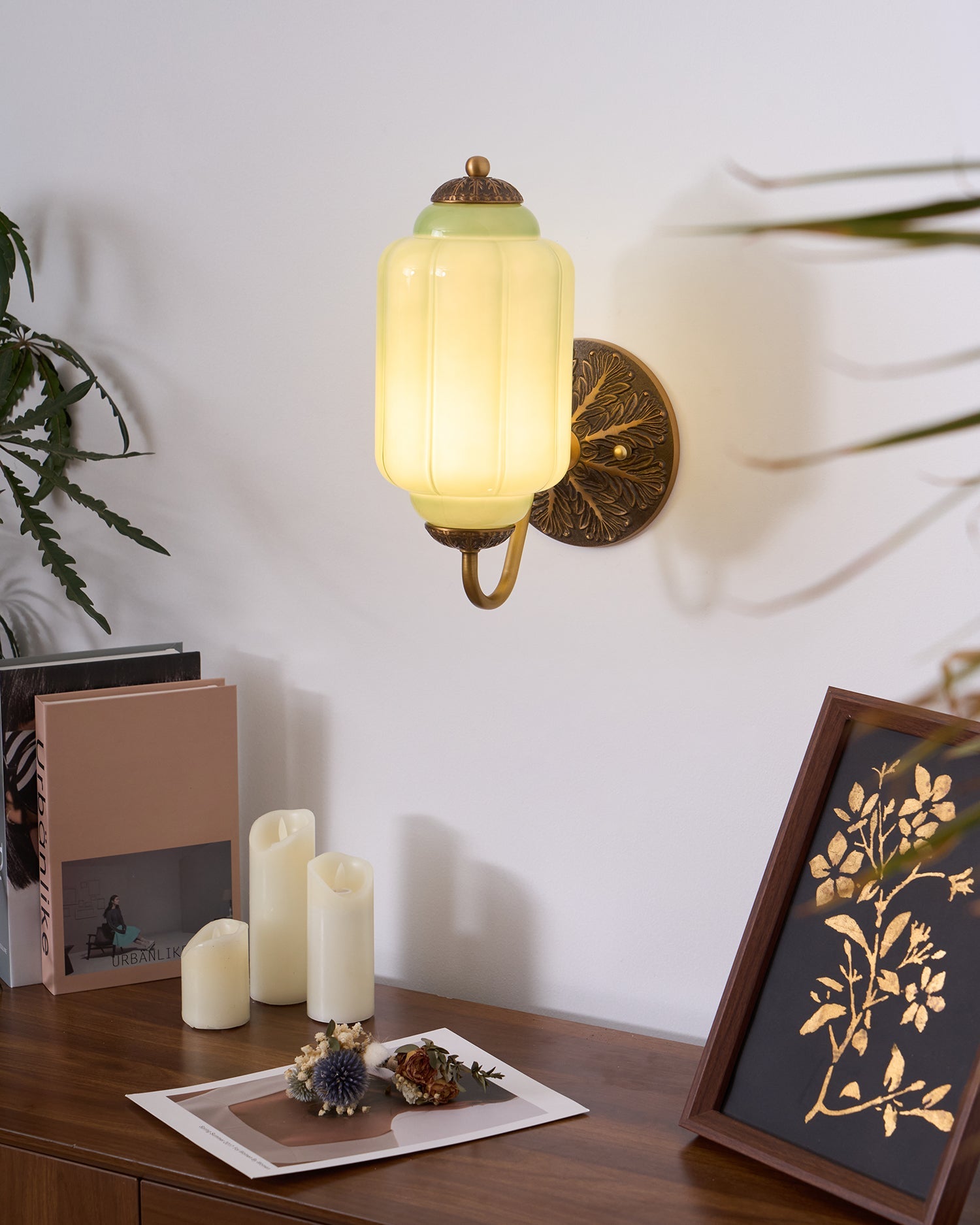 Melvane Vintage Pink Glass Wall Sconce - Letslighting