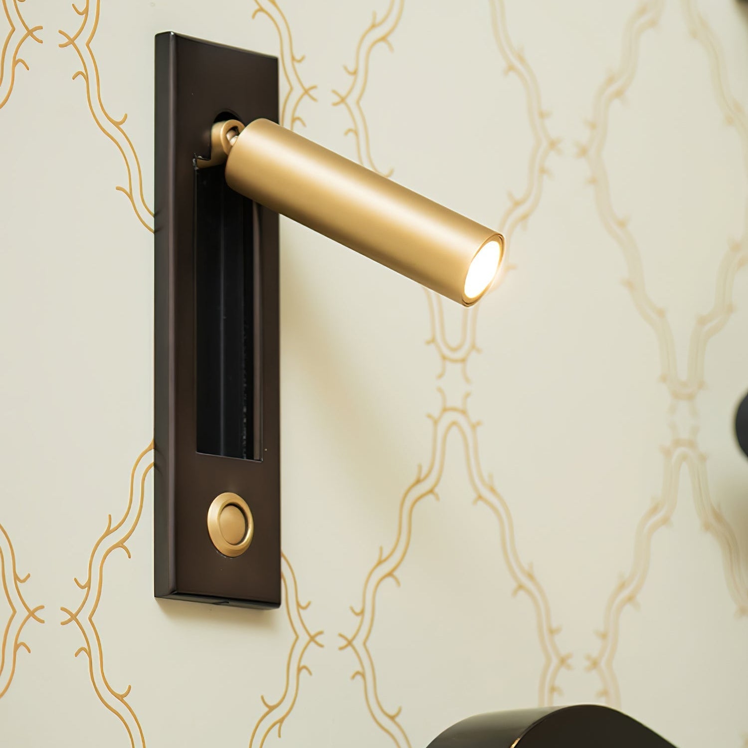 Eurvaran Embedded Bedside Plug-in Sconce Wall lamp - Letslighting