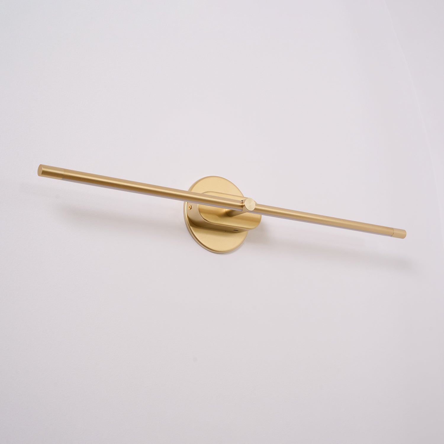 Arisha Minimalist Linear Rechargeable Wall Lamp