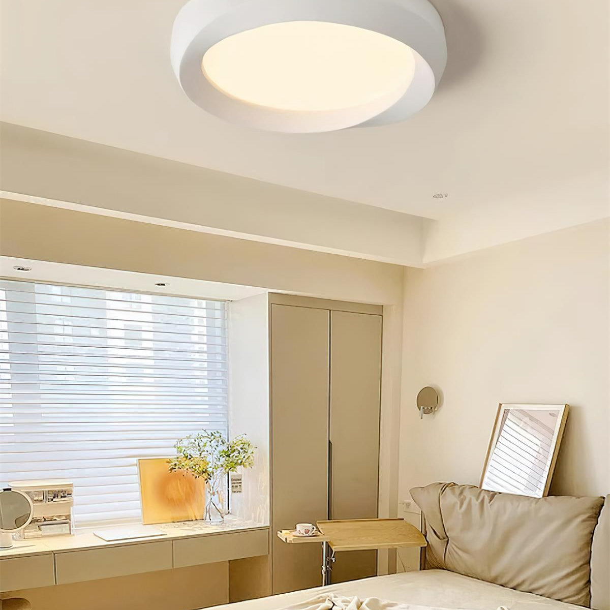 Ceiling Lamp Resin with Soft Curved Frame in Neutral Tones - Letslighting