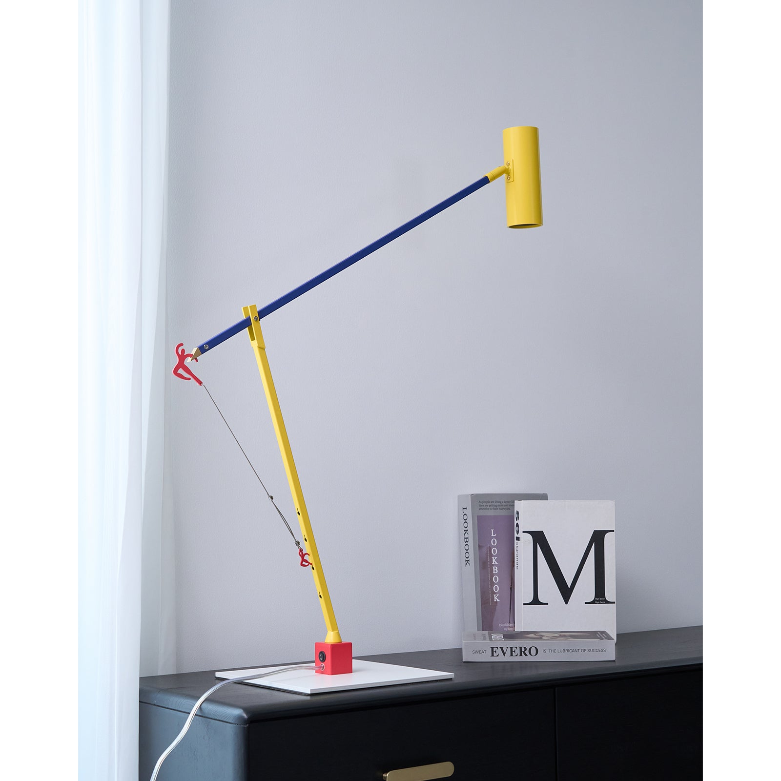 Uvinos Modern Minimalist Table Lamp - Letslighting