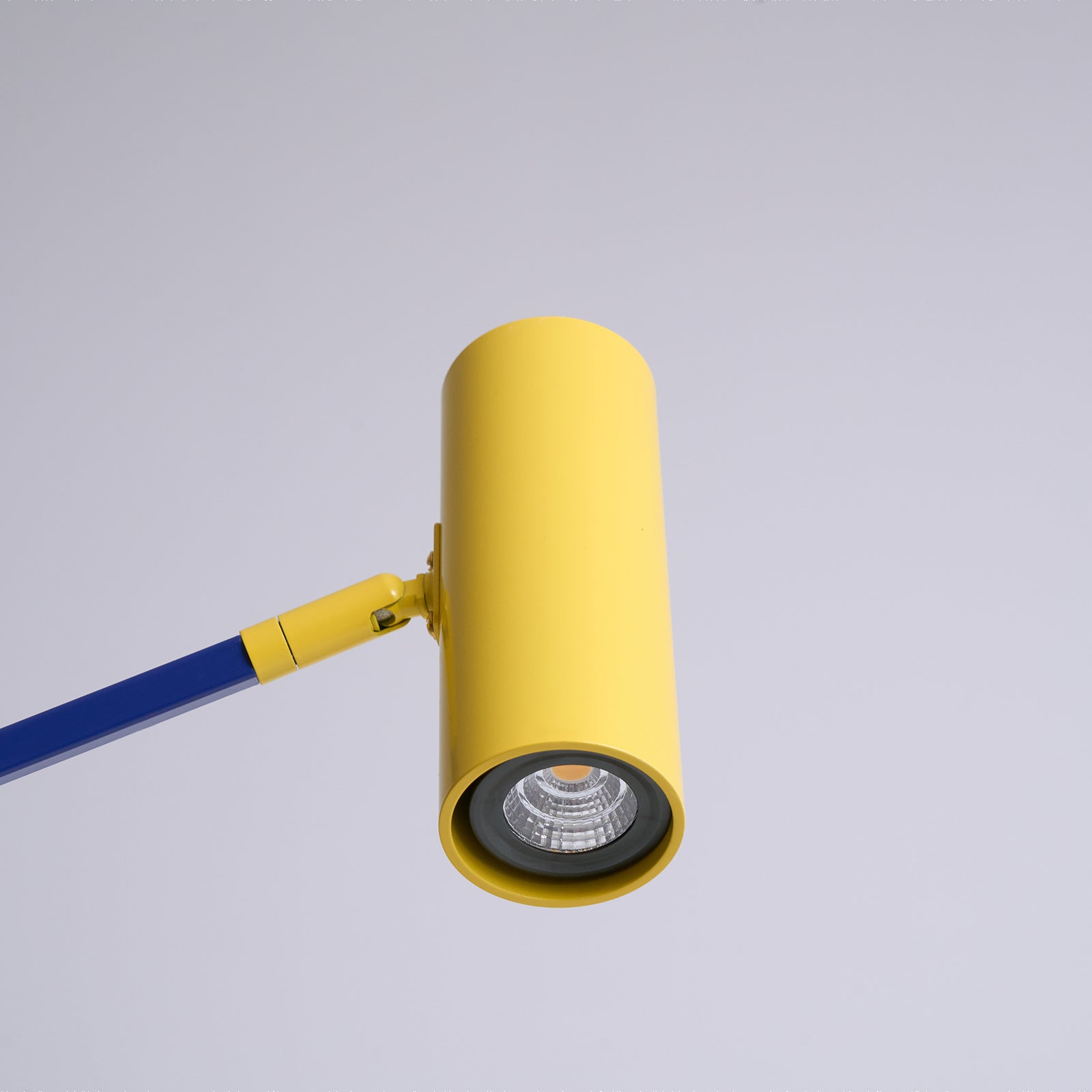 Uvinos Modern Minimalist Table Lamp - Letslighting