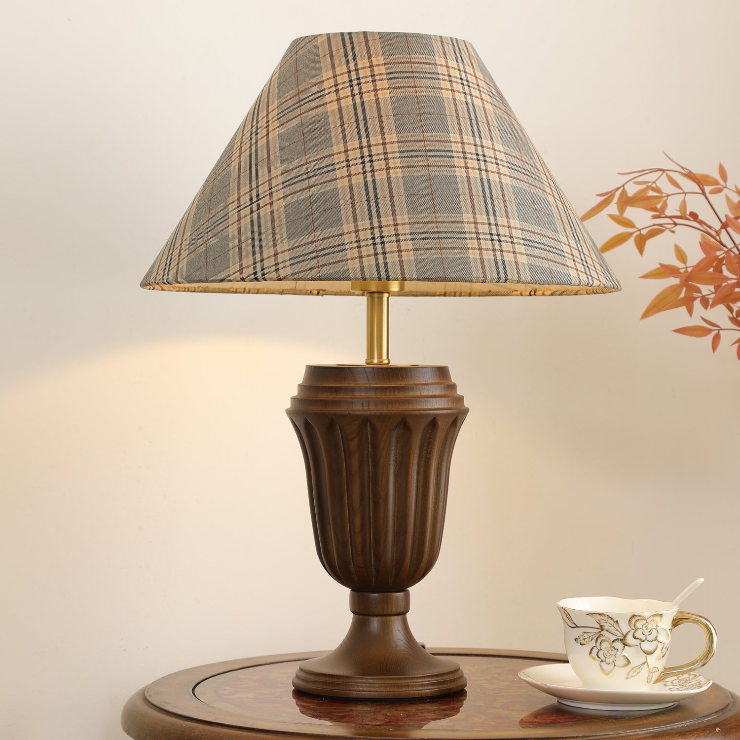 Orione Wood & Fabric Table Lamp - Letslighting