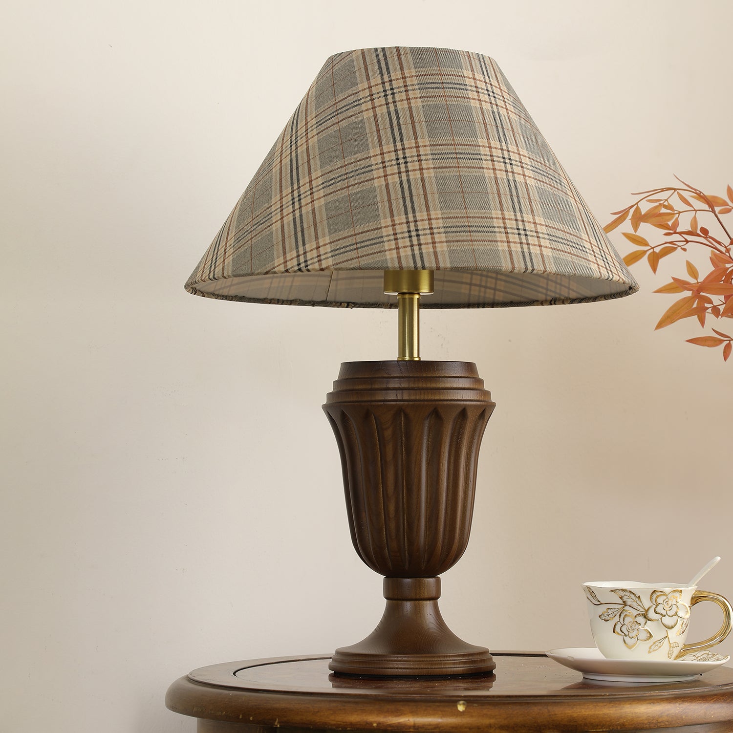 Orione Wood & Fabric Table Lamp - Letslighting