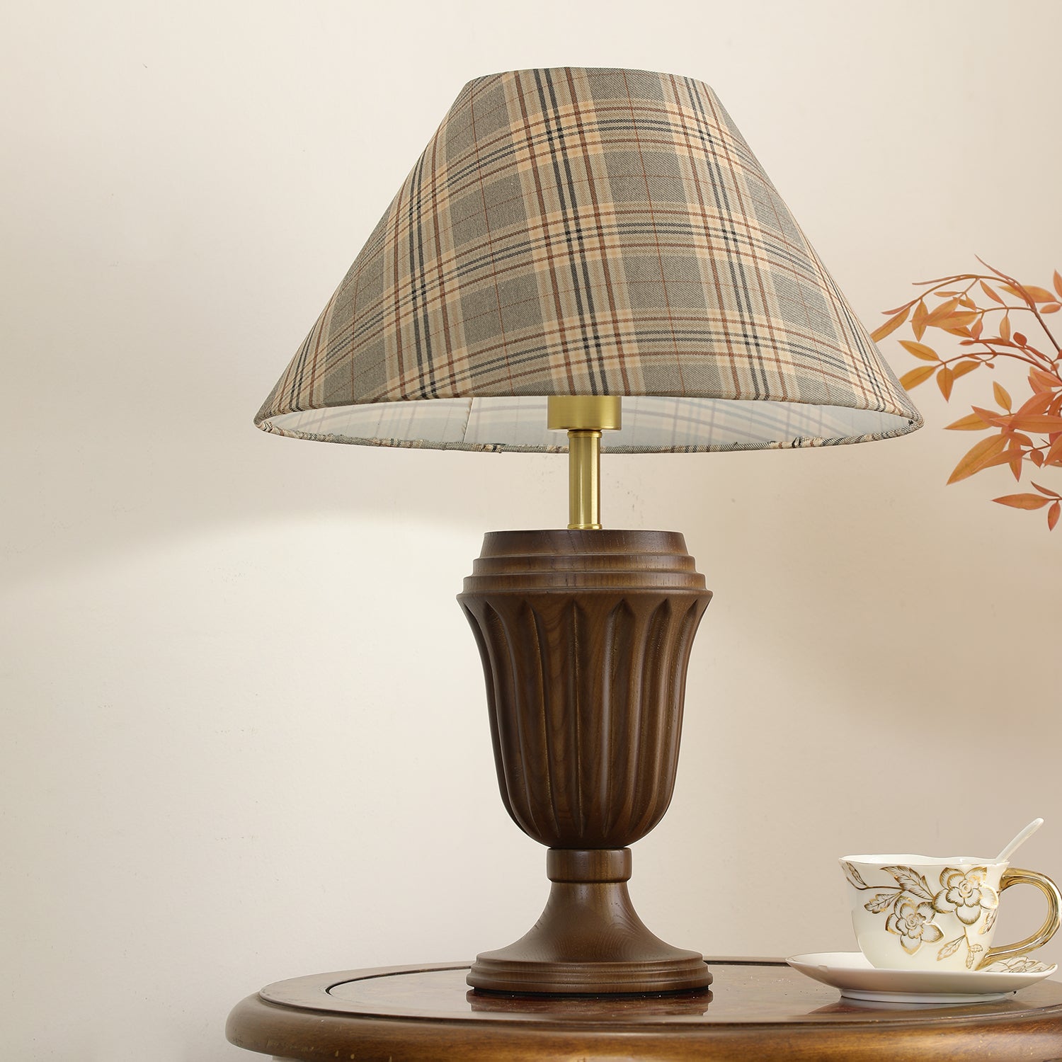 Orione Wood & Fabric Table Lamp - Letslighting