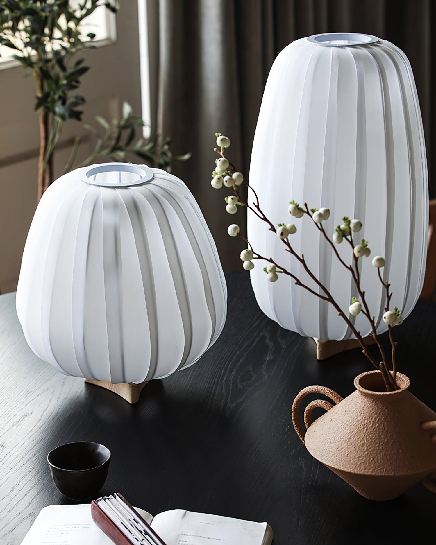 Fabric Minimalist Table Lamp - Blowlighting