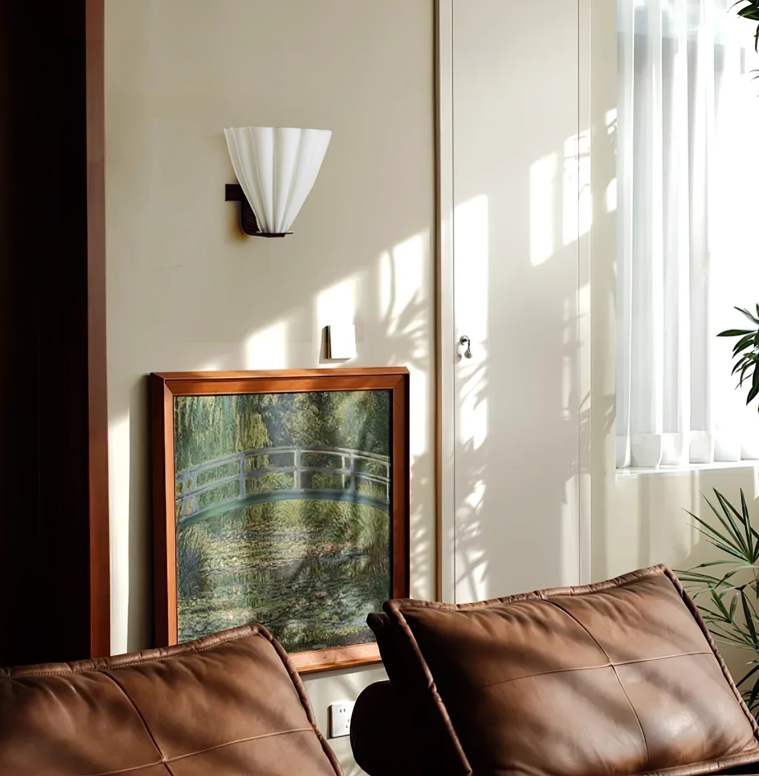 Fan Shaped Glass Wall Sconce - Letslighting