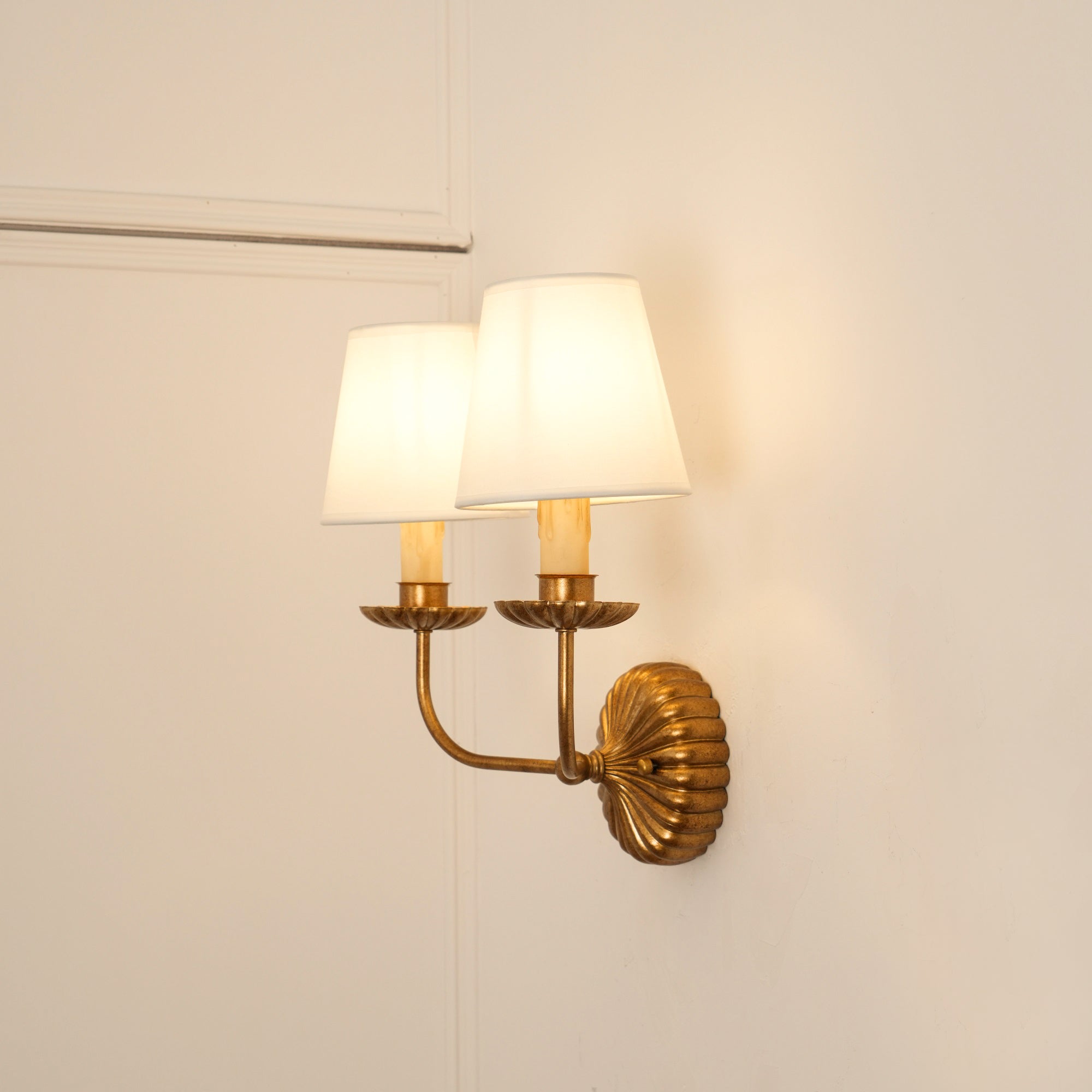 Kristy Wall Lamp Antique Candles Shape