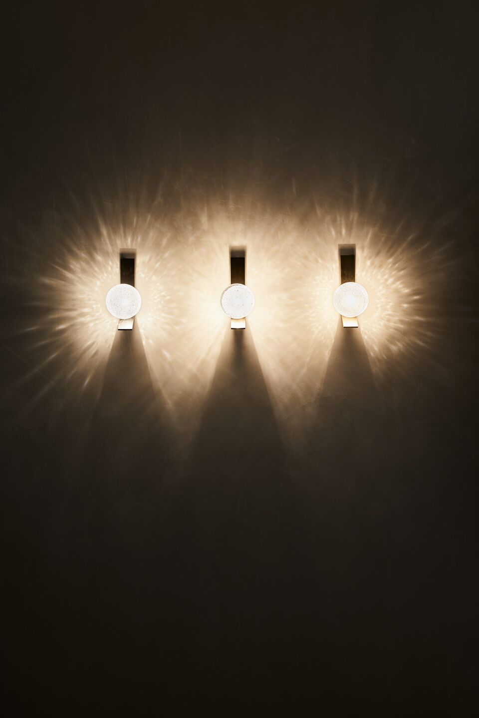Fizi Modern Minimalist Copper Glass Wall Lamp - Letslighting