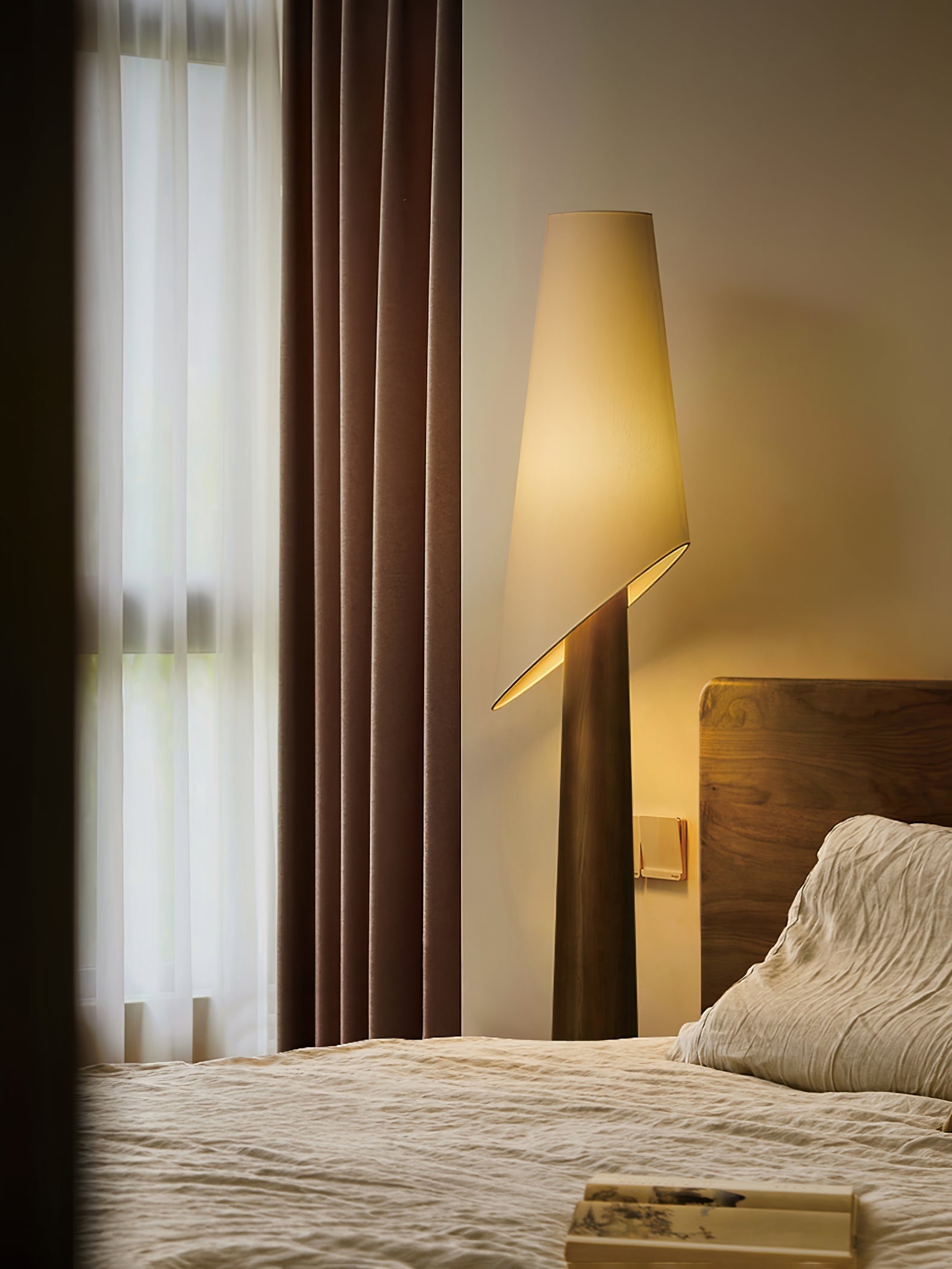 Kova Wood Marble Floor Lamp - Letslighting