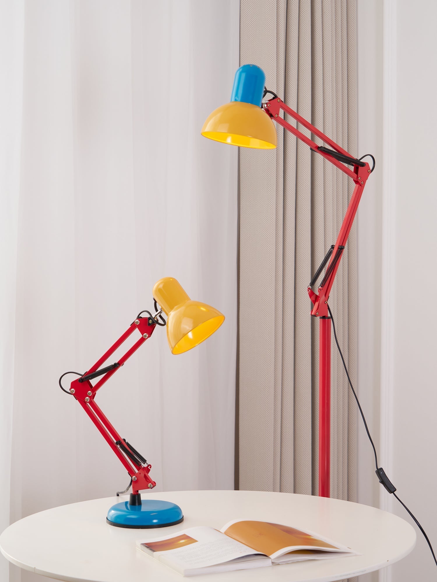 Jamie Modern Table Lamp - Letslighting