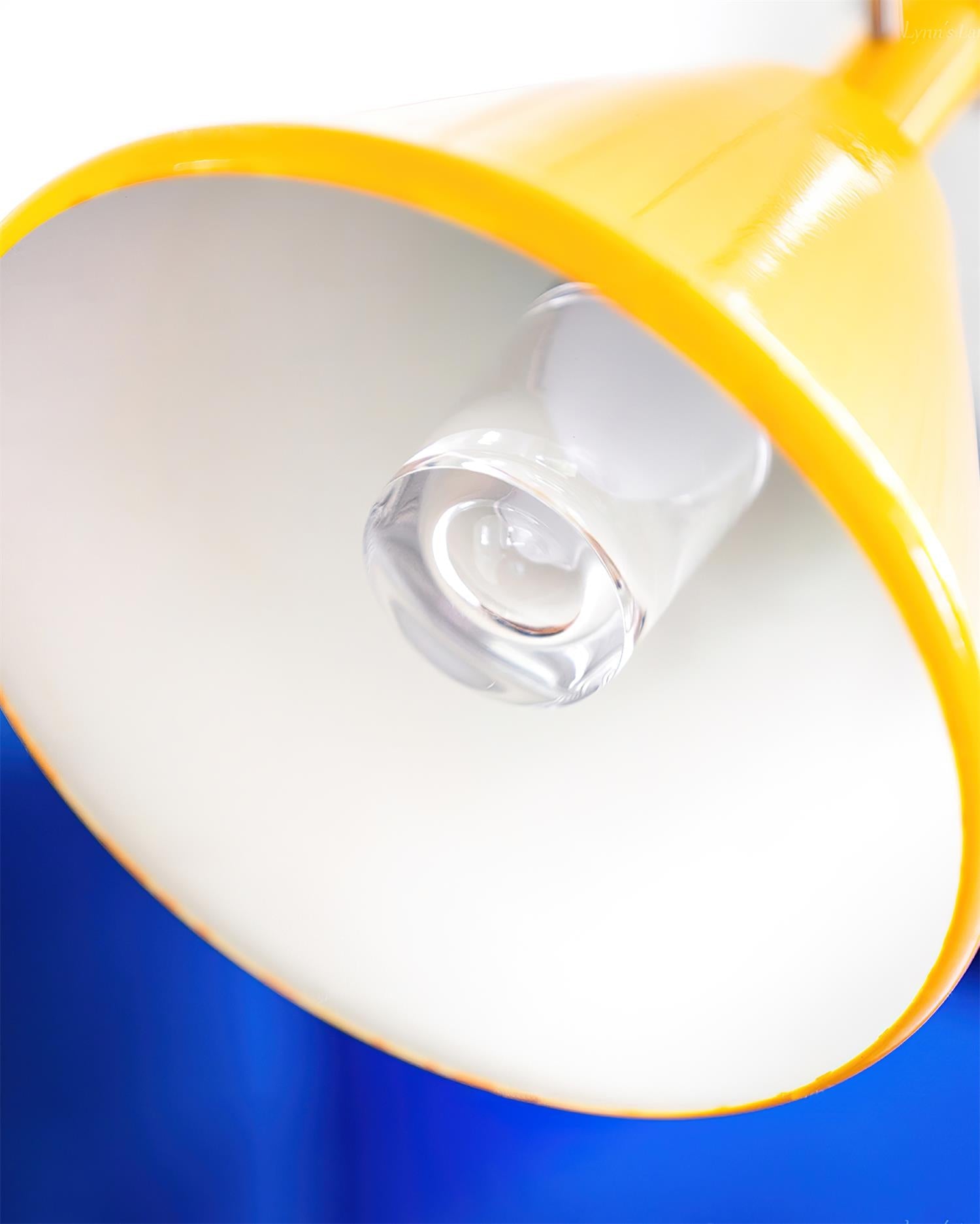 Flippo Bold Bauhaus Pendant Lamp - Letslighting