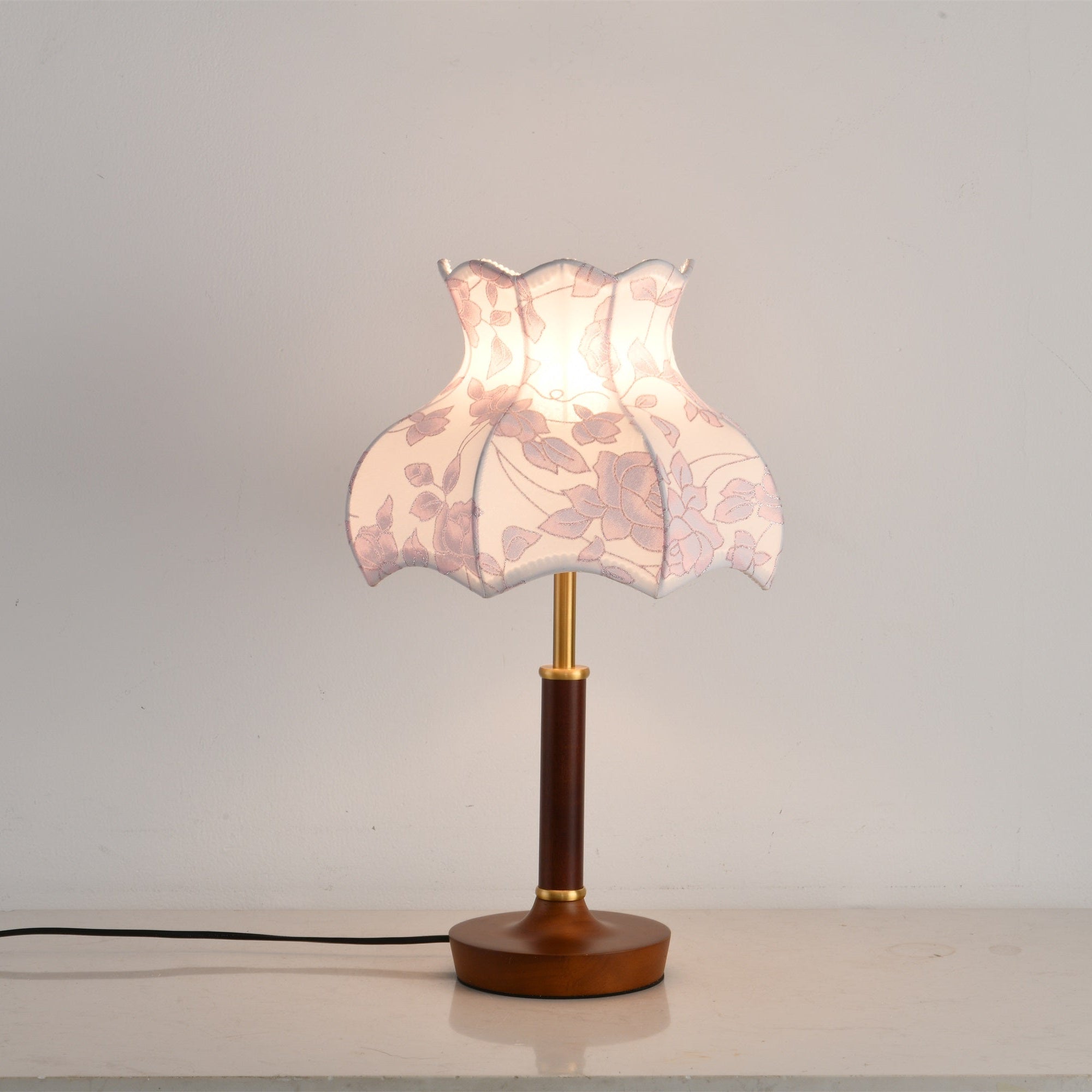 Naomi Vintage Table Lamp - Letslighting
