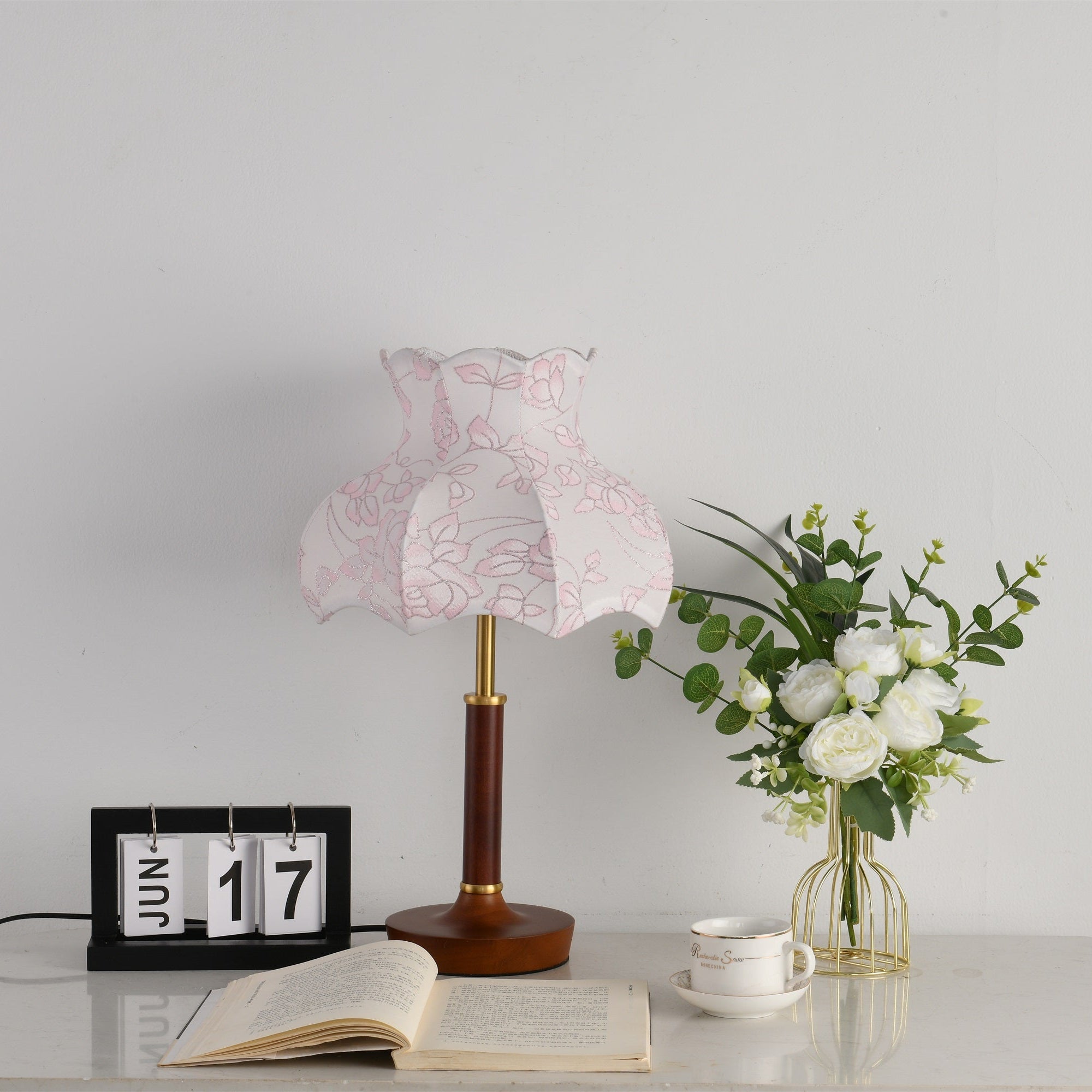 Naomi Vintage Table Lamp - Letslighting