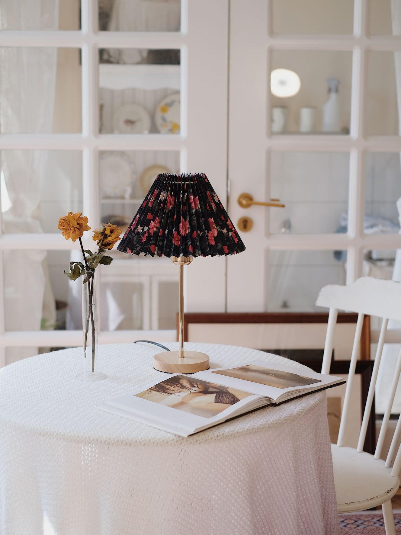 Zevelyra Fabric Table Lamp - Letslighting