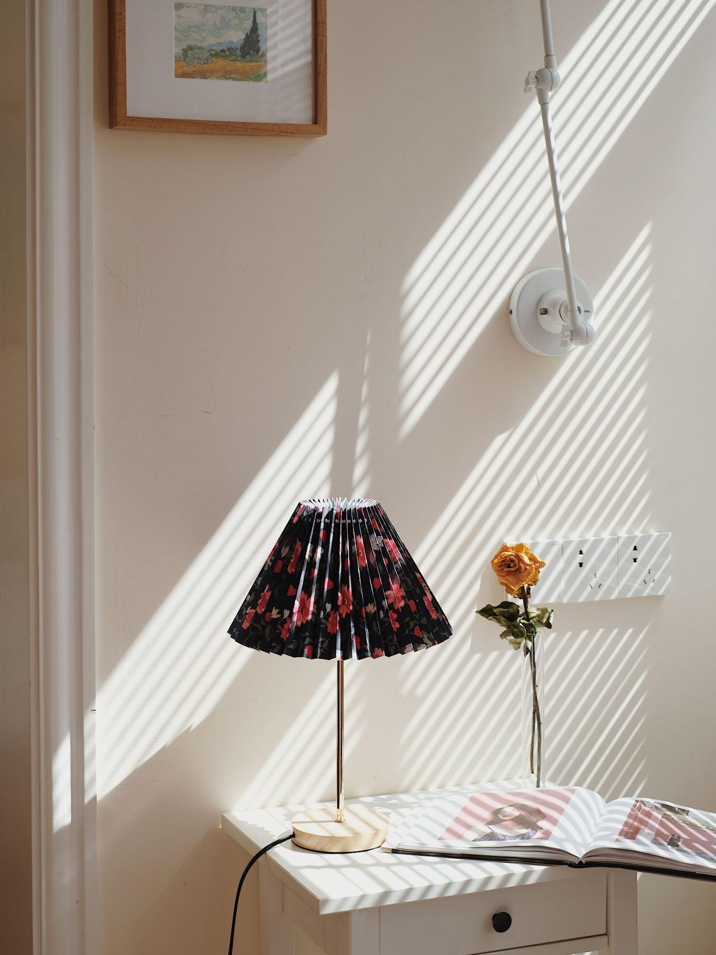 Zevelyra Fabric Table Lamp - Letslighting