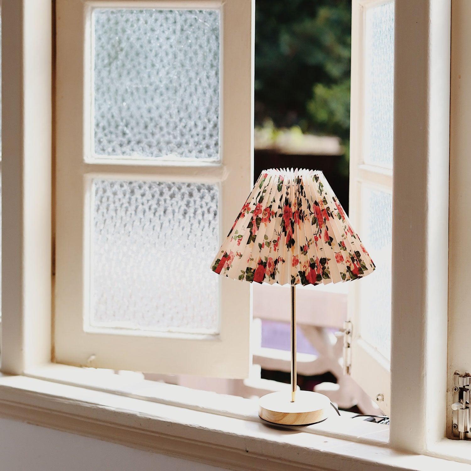 Zevelyra Fabric Table Lamp - Letslighting