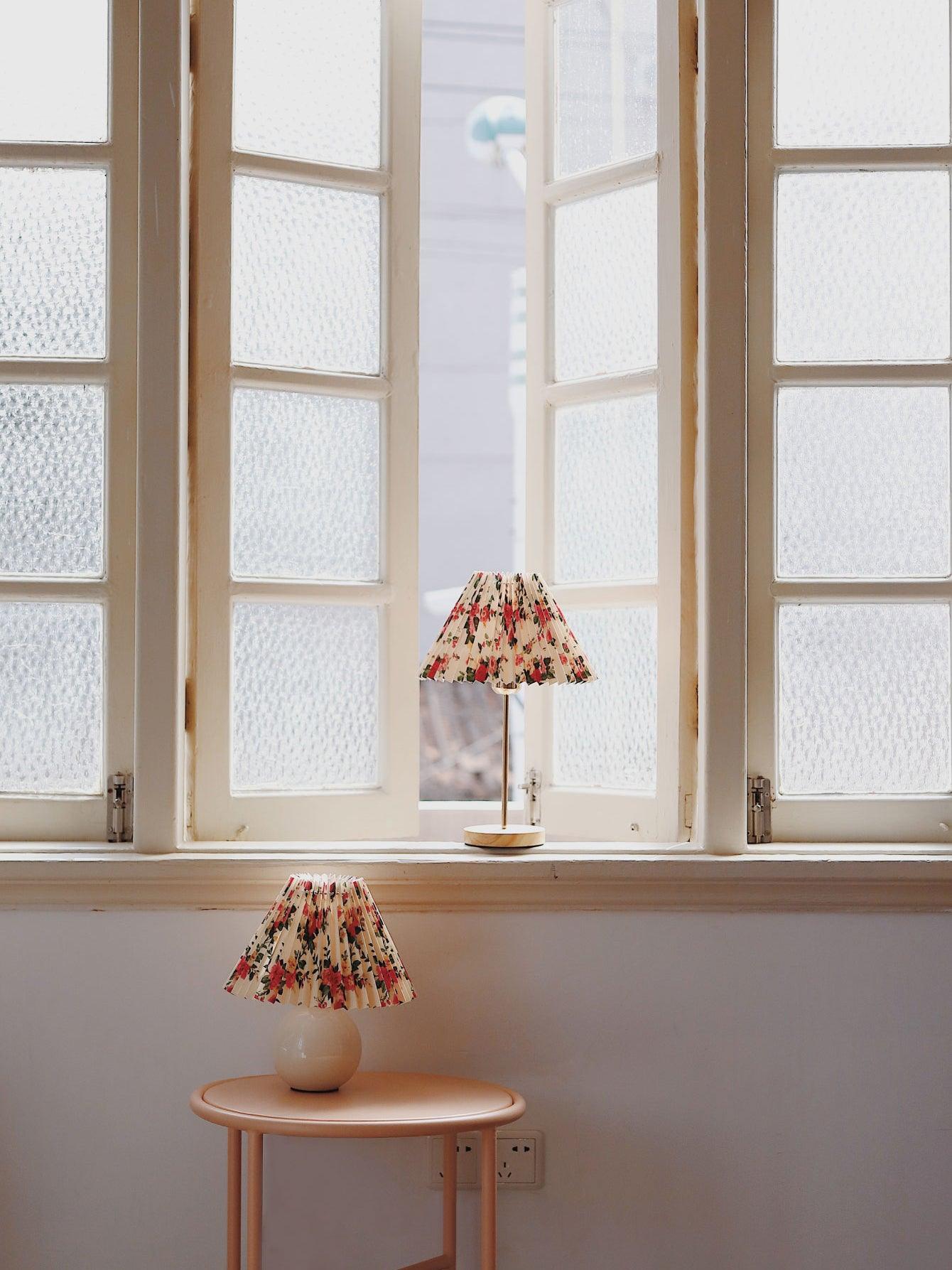 Zevelyra Fabric Table Lamp - Letslighting