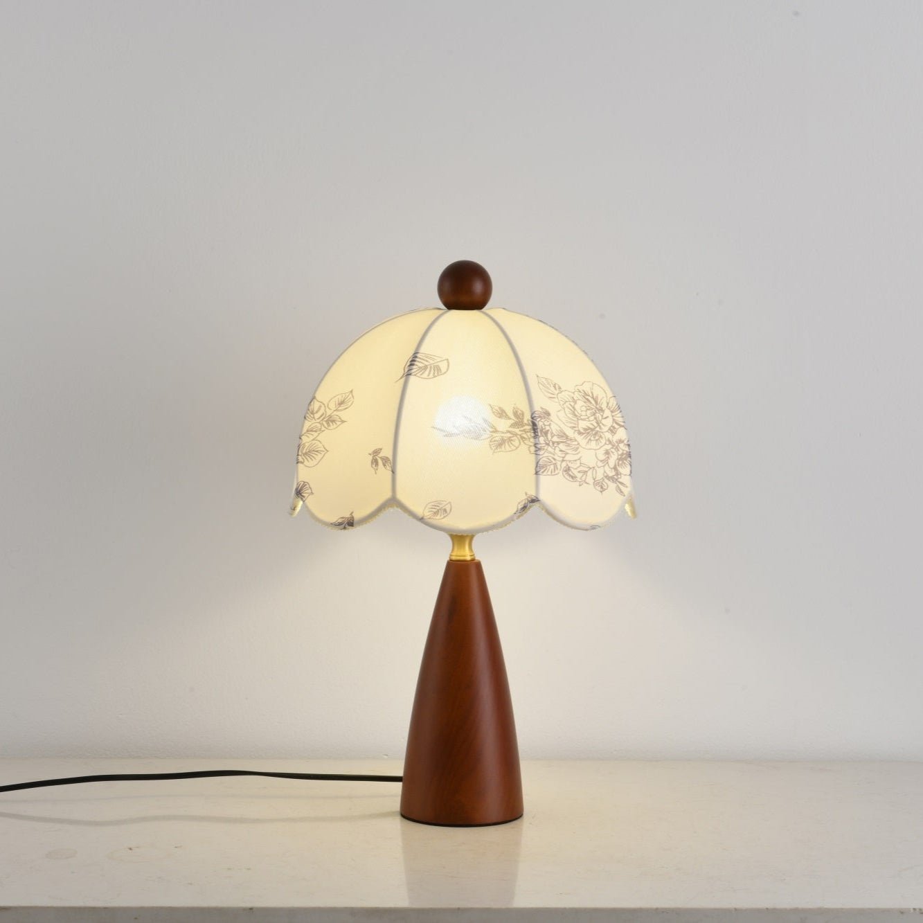 Ruby Vintage Table Lamp - Letslighting