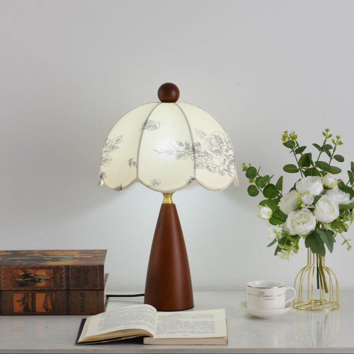 Ruby Vintage Table Lamp - Letslighting