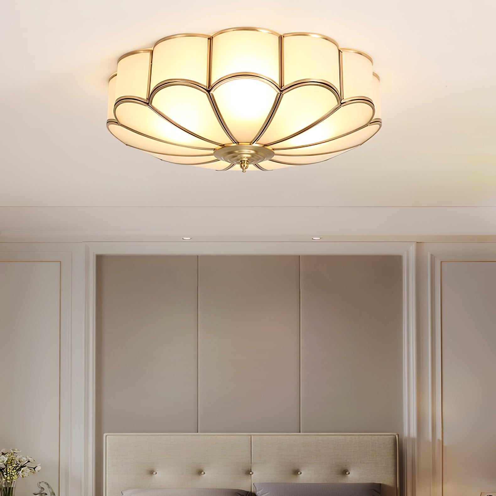 Tiffany Ceiling Light Flower Shape Frosted Glass Brass