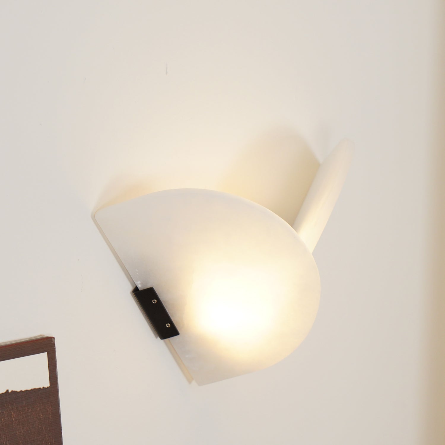Cevelaris Heart Alabaster Wall Light - Letslighting