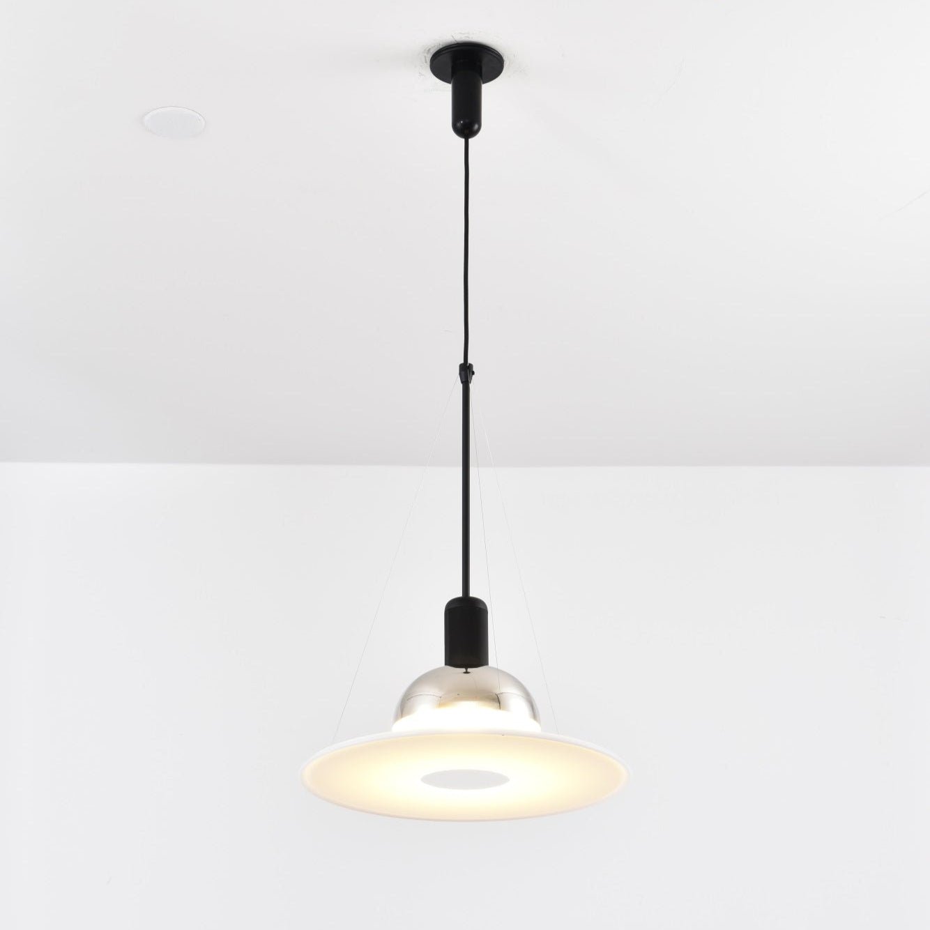 Vero Flying Saucer Pendant Light - Letslighting