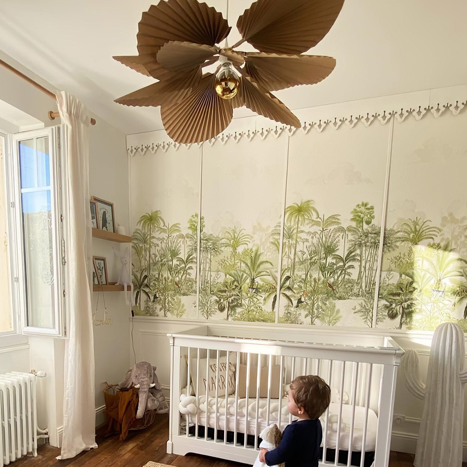 Ritta Folded Leaf Lotus Livingroom Pendant Lamp Paper