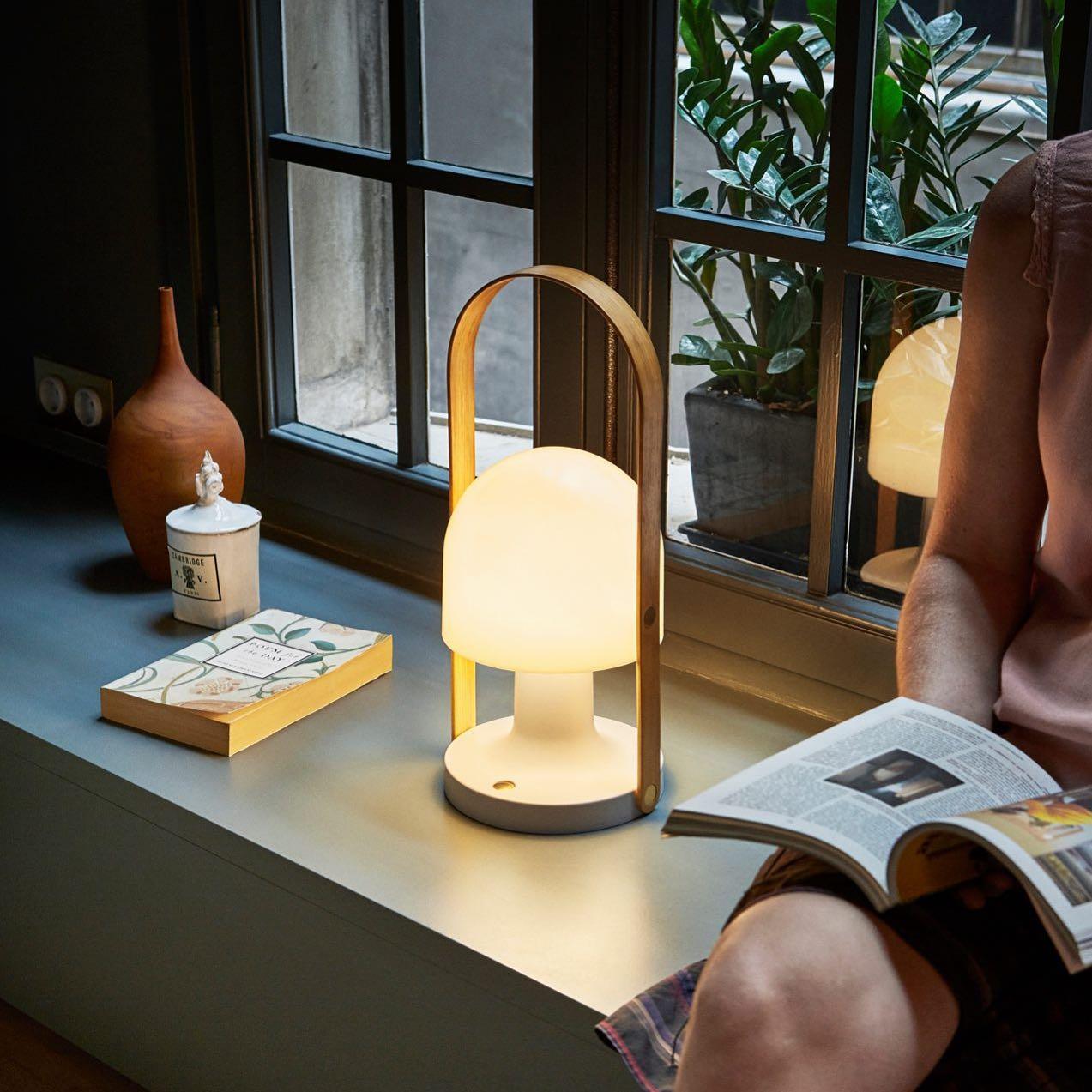 Solisice Scandinavian Table Lamp - Letslighting