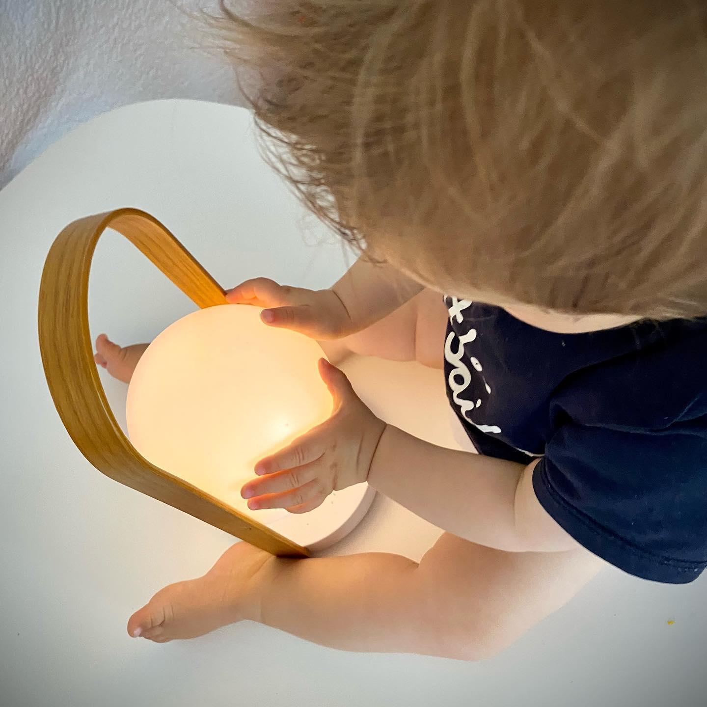 Solisice Scandinavian Table Lamp - Letslighting