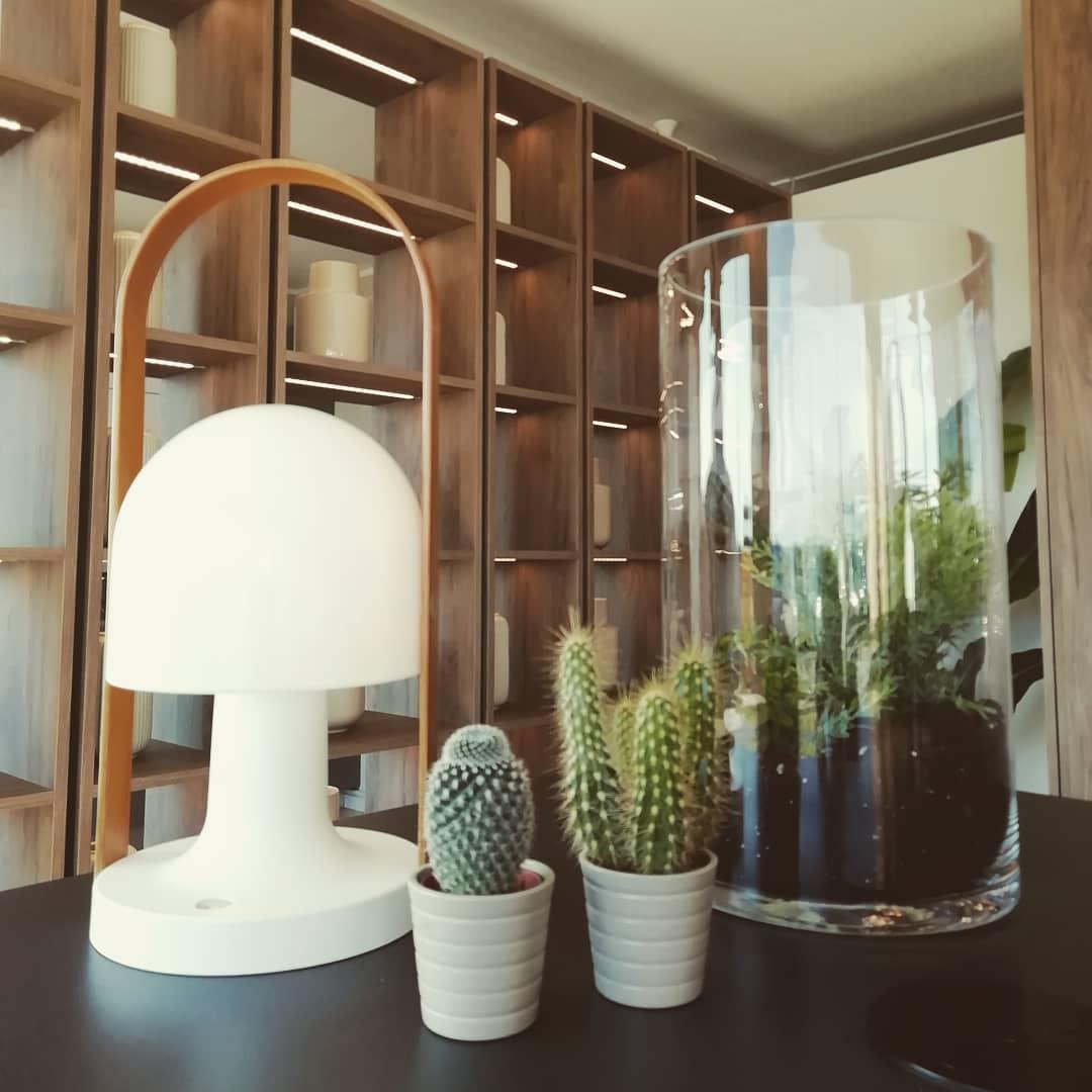 Solisice Scandinavian Table Lamp - Letslighting