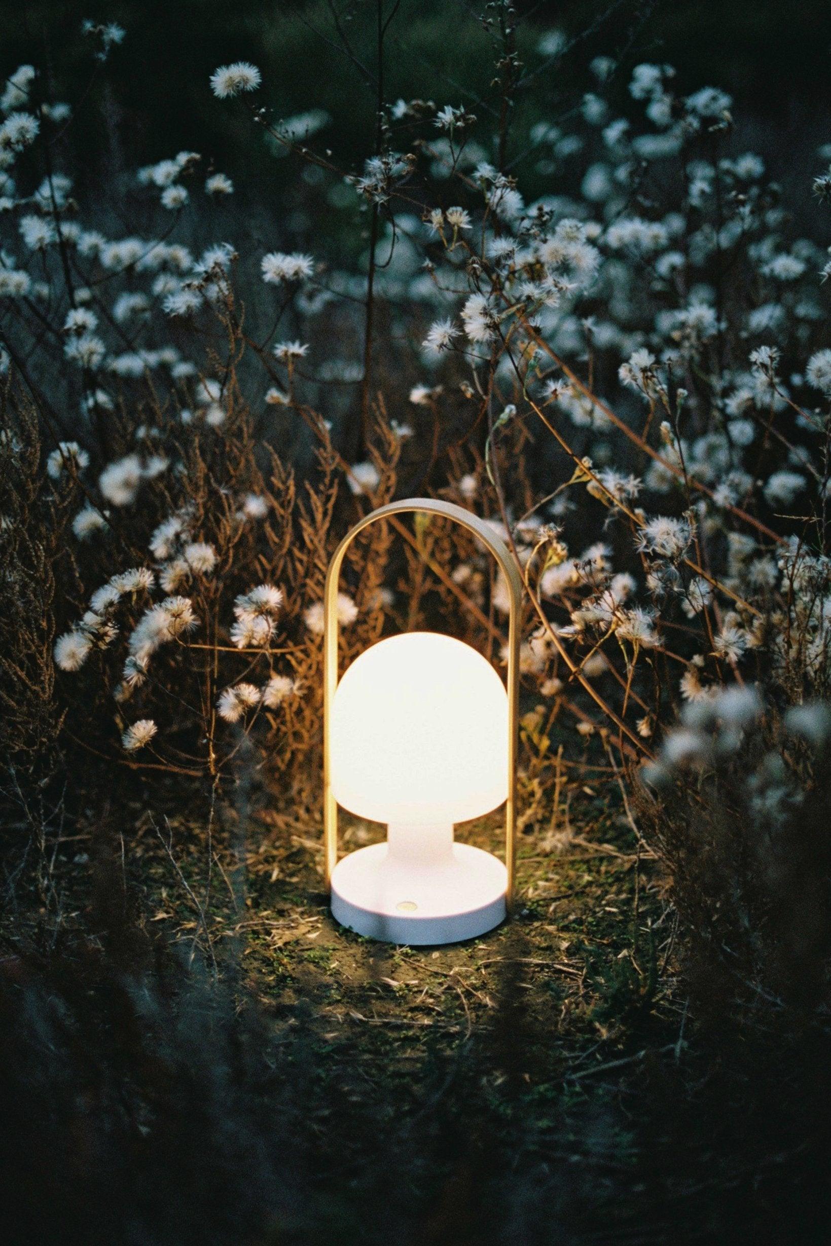 Solisice Scandinavian Table Lamp - Letslighting