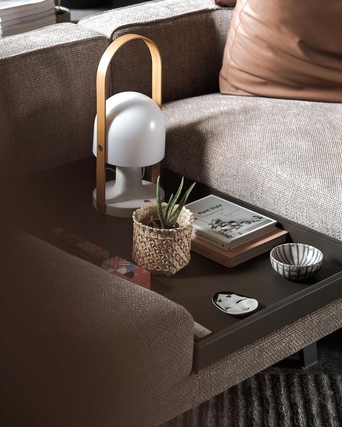 Solisice Scandinavian Table Lamp - Letslighting