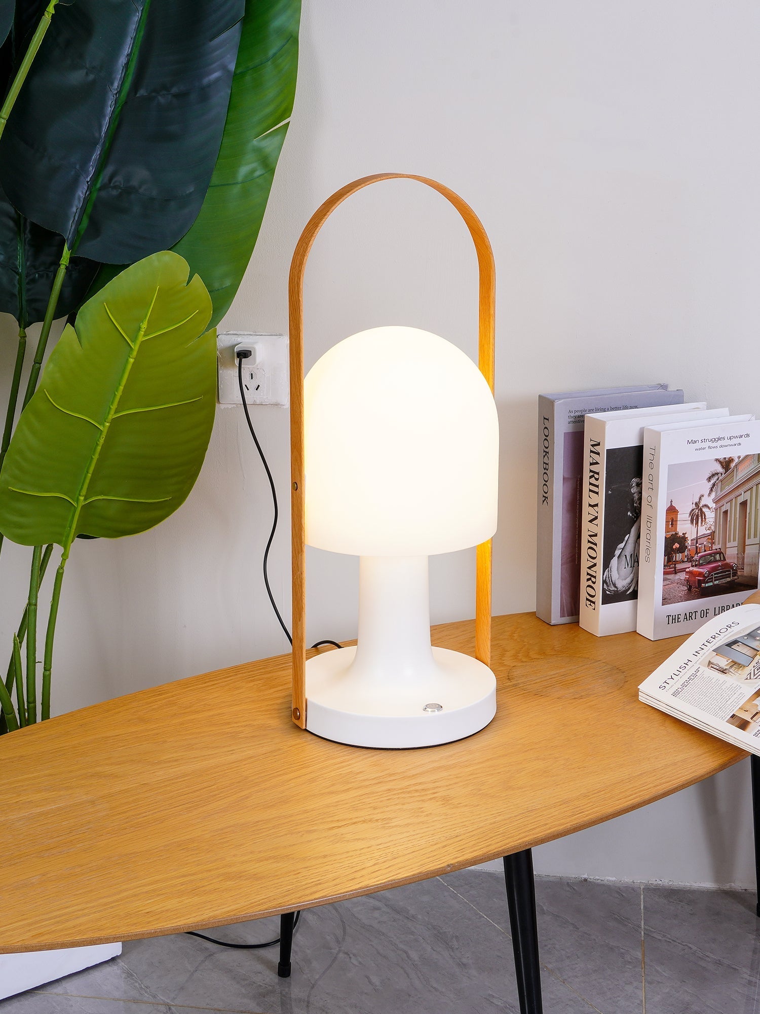 Solisice Scandinavian Table Lamp - Letslighting